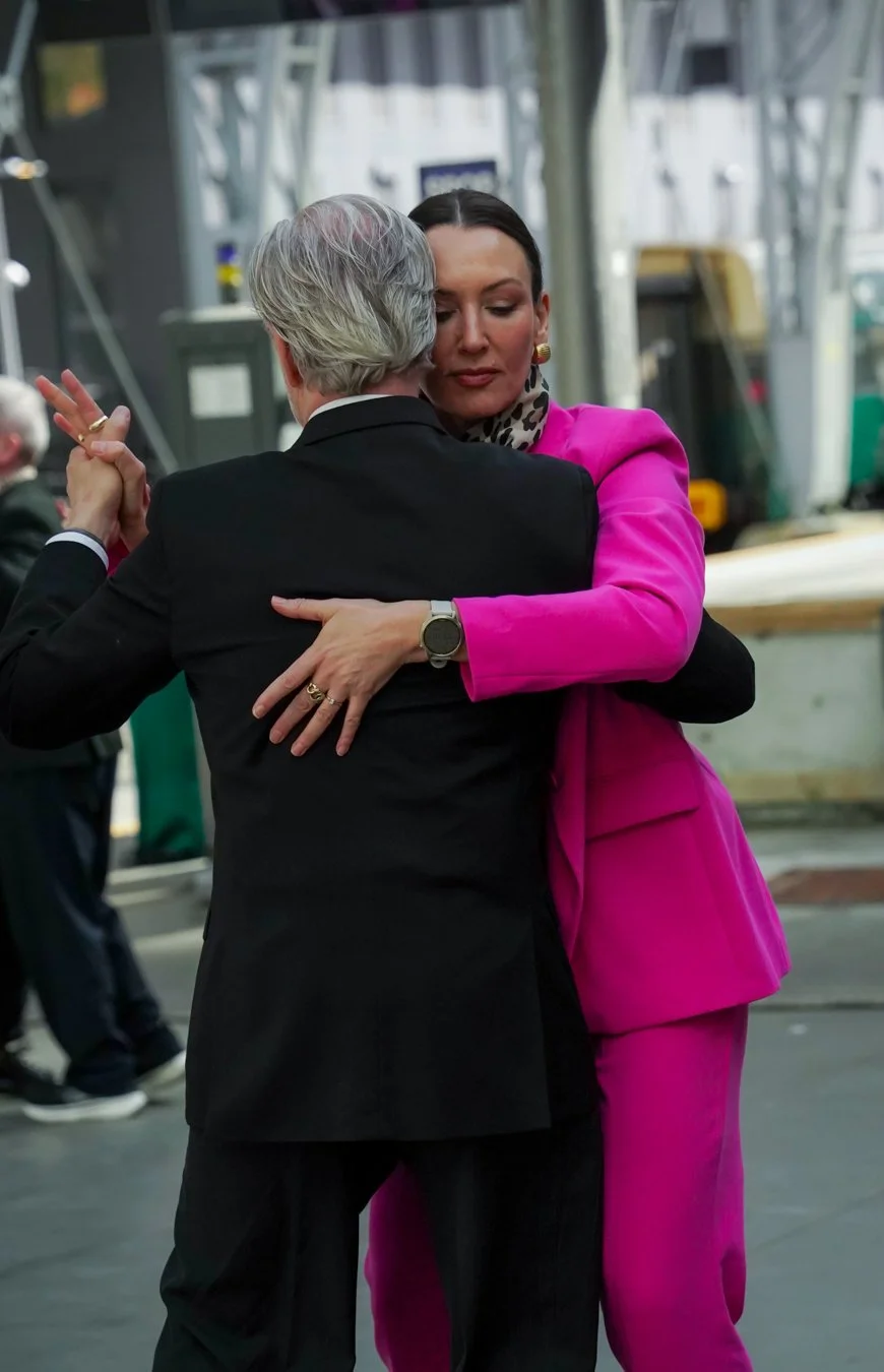 Fotograf Isa Kiviaho. Tango Abrazo