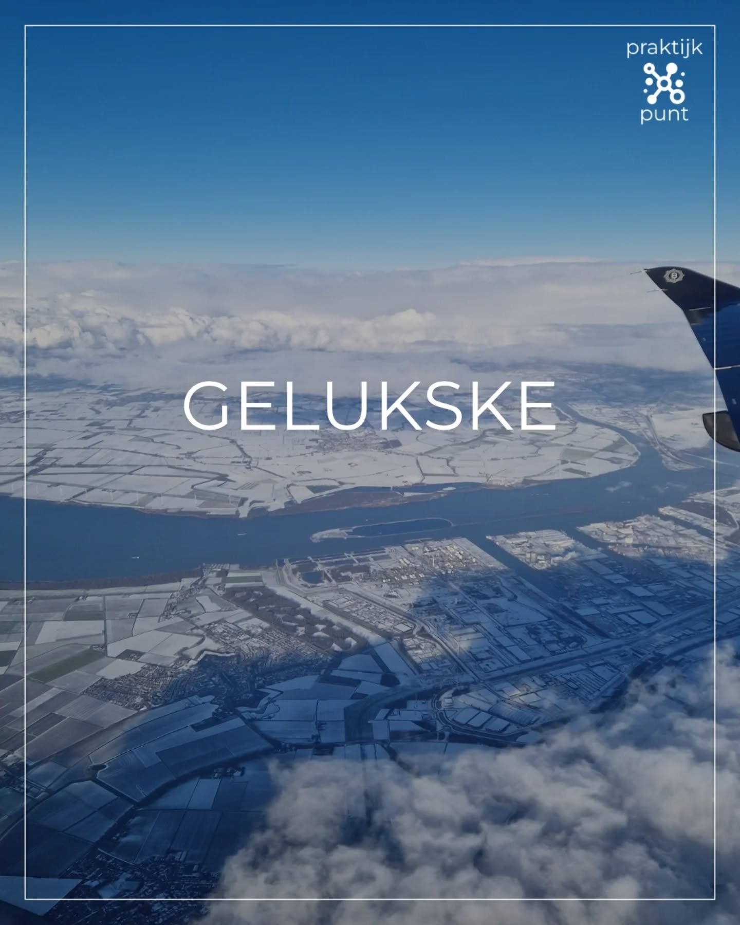 GELUKSKE.

Afgelopen weekend zag ik de eerste lading sneeuw vanuit de lucht. Wat een mooi gezicht (zo op een afstand 😉) ❄️

#gelukske 
#praktijkpunt