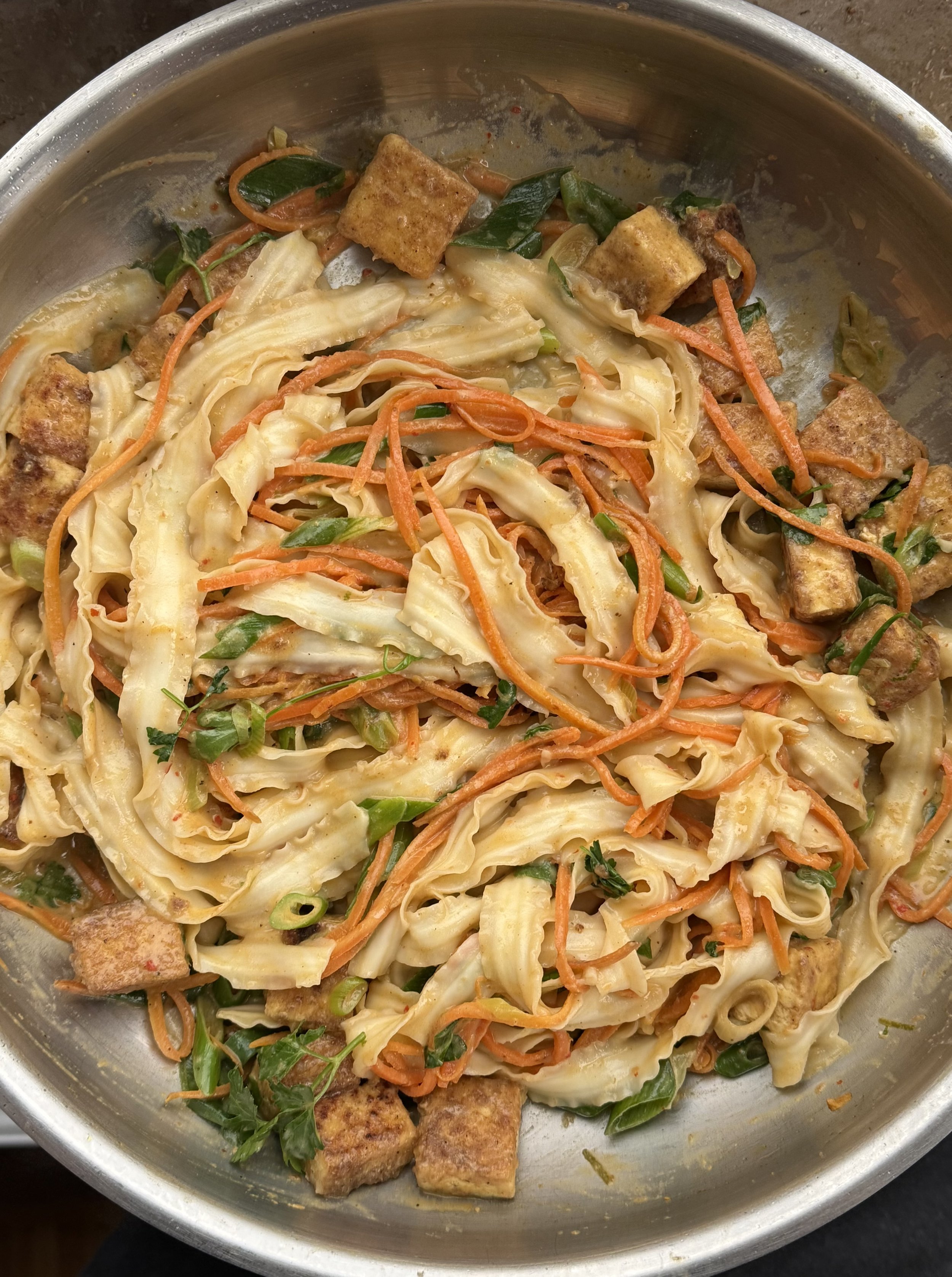 chilli tahini noodles with 5-spice tofu