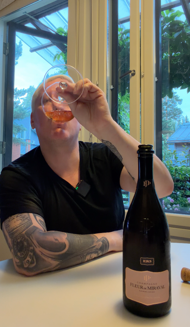 DrinkFleurWithMe.png