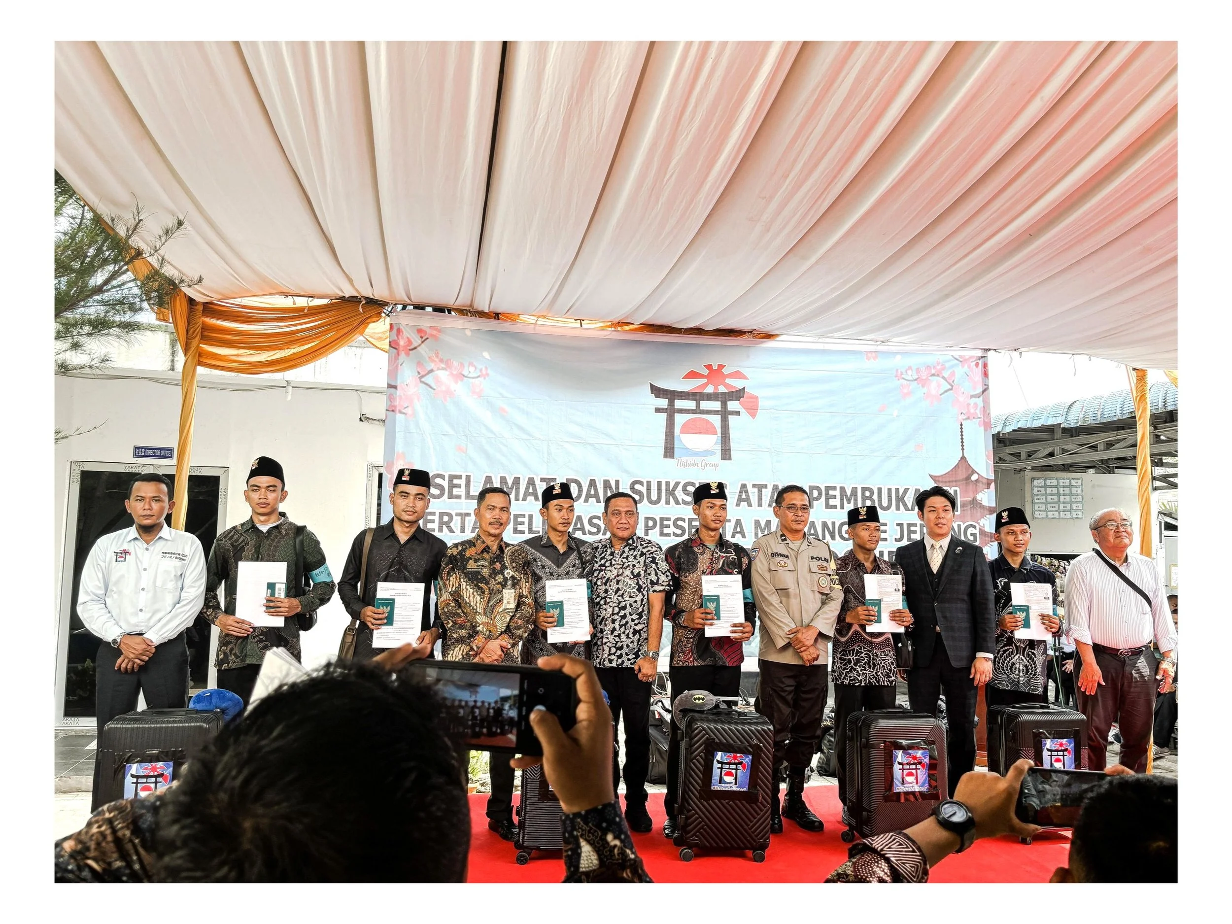 WhatsApp Image 0007-06-27 at 13.13.42.jpg