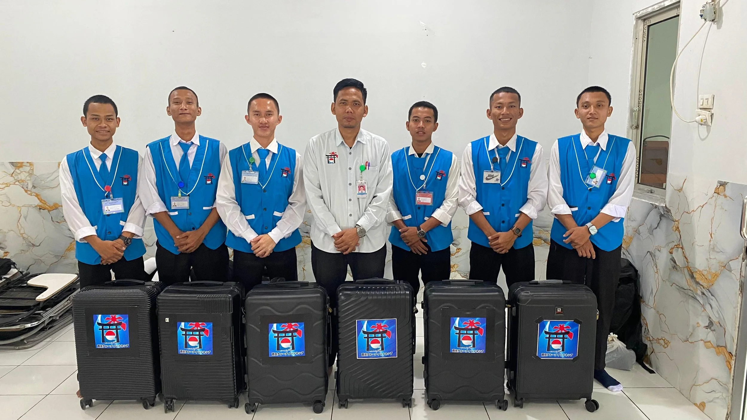 WhatsApp Image 2025-12-10 at 18.38.02_fb8c8728.jpg