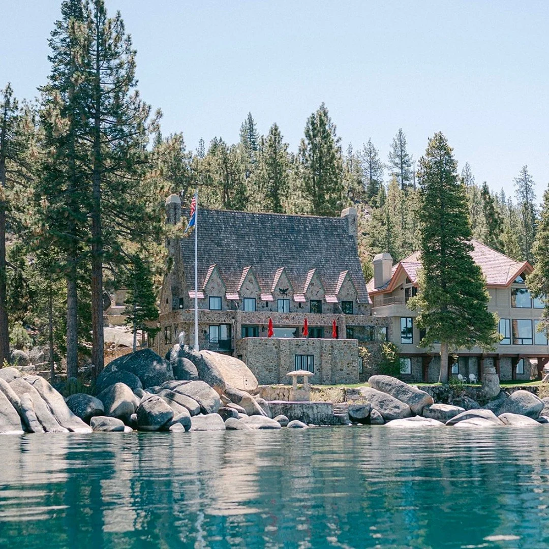 There&rsquo;s a quiet kind of magic in the way Sarah Woods Photography captures a wedding day. ✨
Her imagery is timeless and deeply intentional &mdash; filled with emotion, movement, and the subtle beauty that unfolds in between the planned moments. 