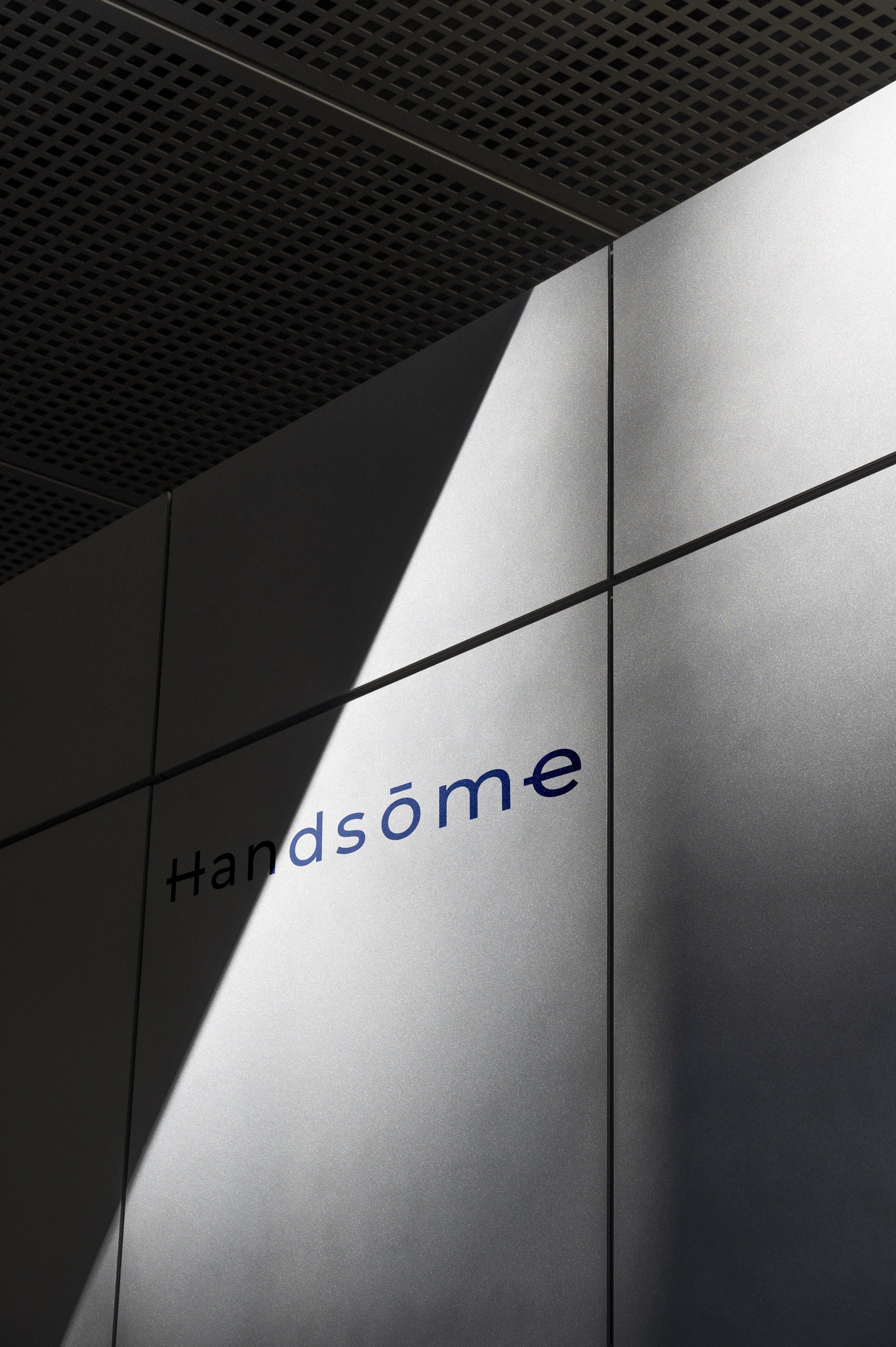 Handosme_city-building-shadows.jpg