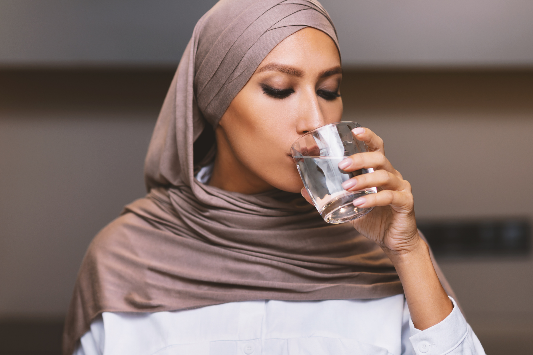 Hydrating Between Meals