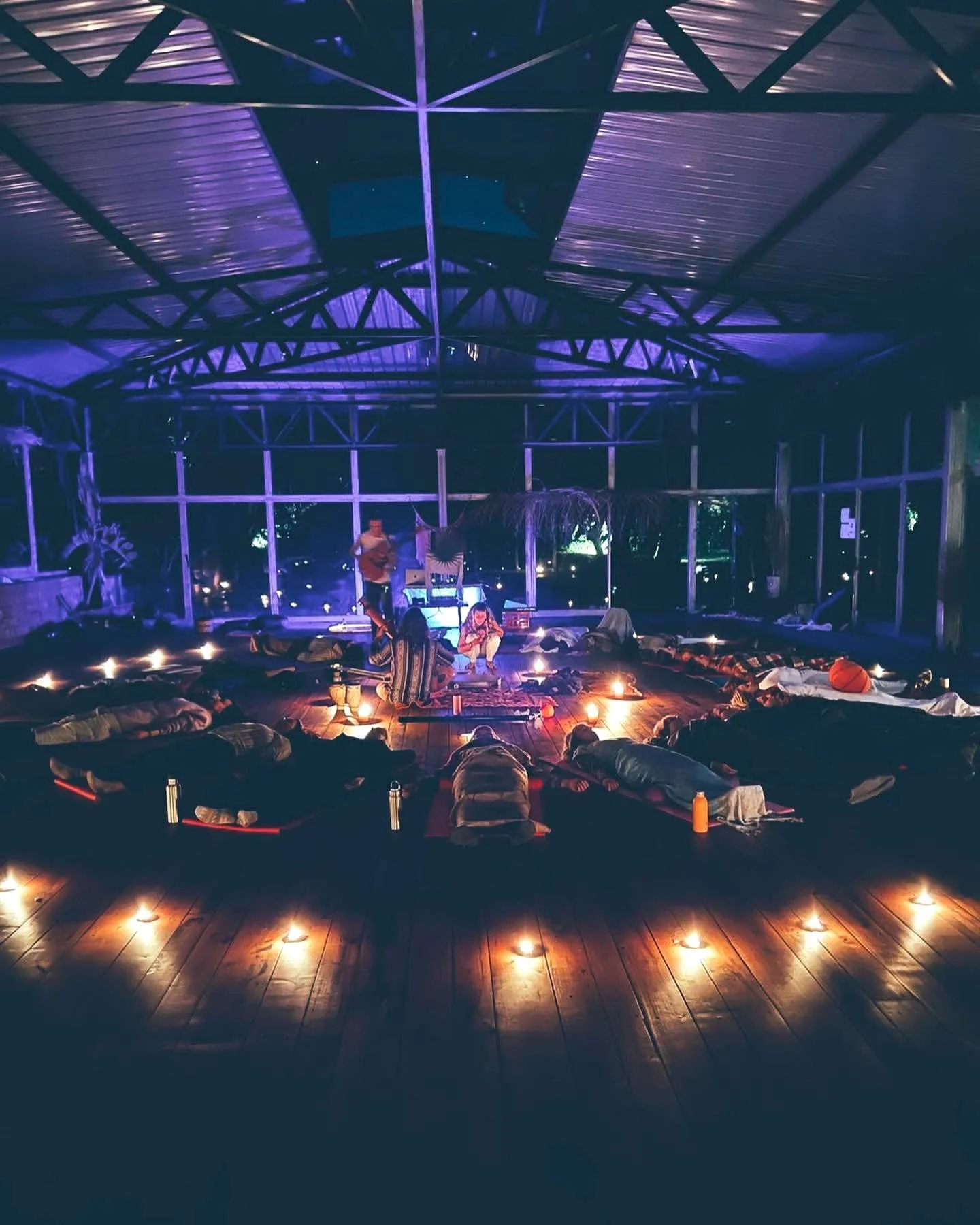 A tale of Joy, shala di notte.jpeg