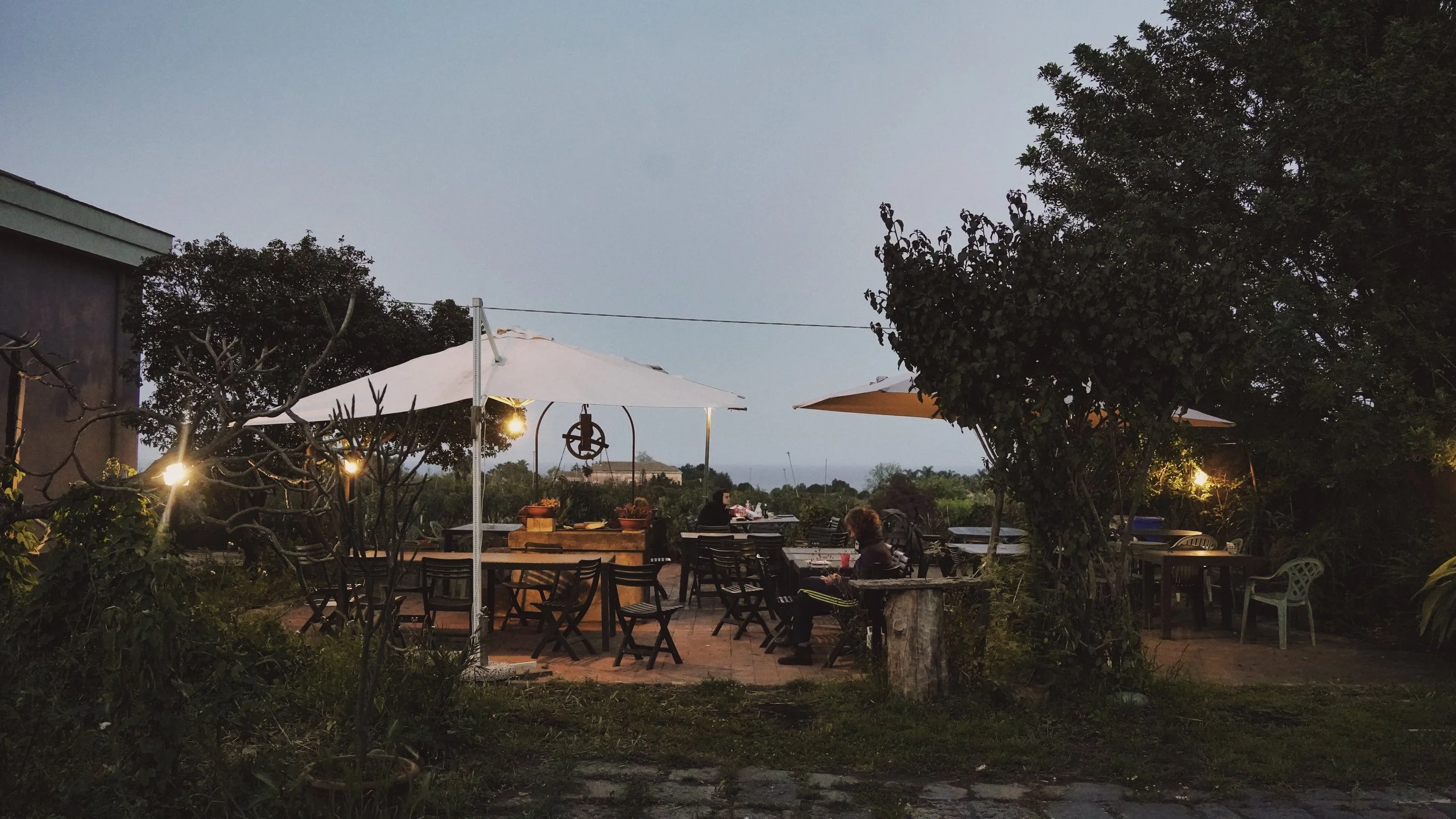 Patio al tramonto.jpeg