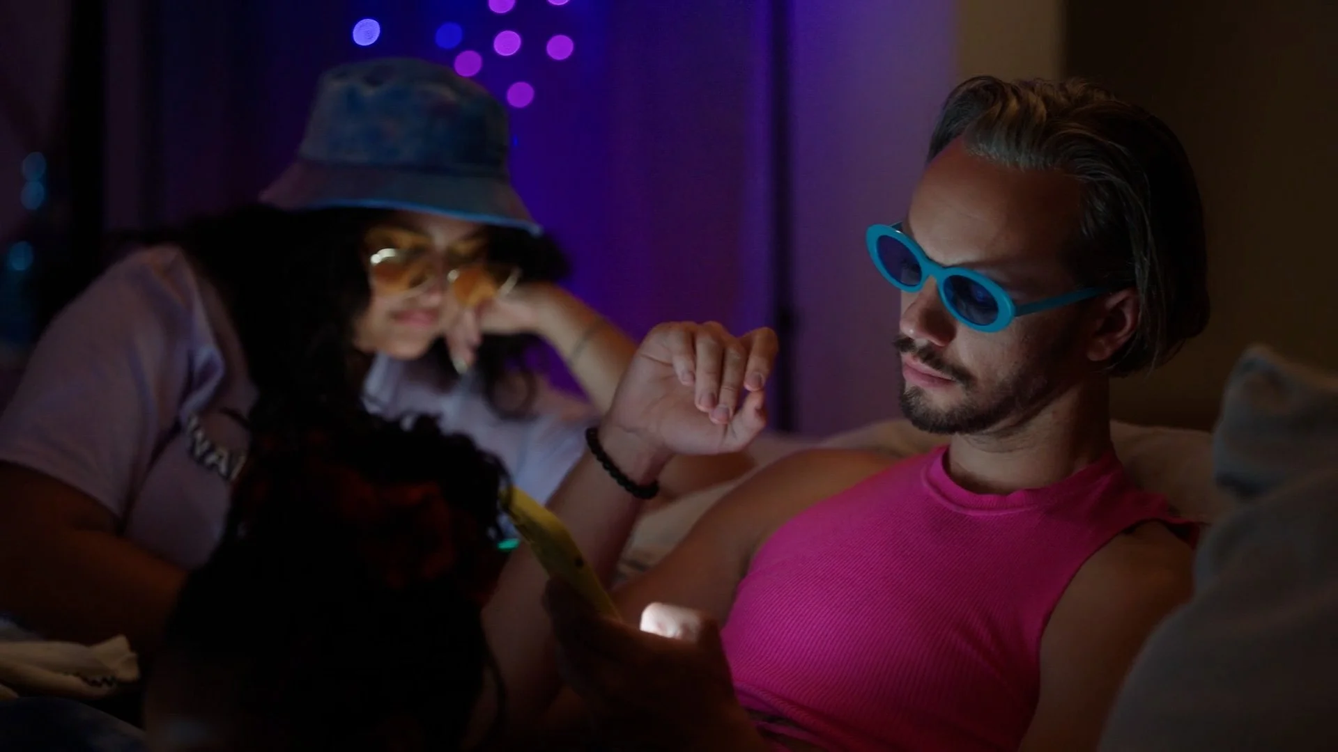 magic_carpet_rides (1080p).01_38_27_00.Still045.JPG