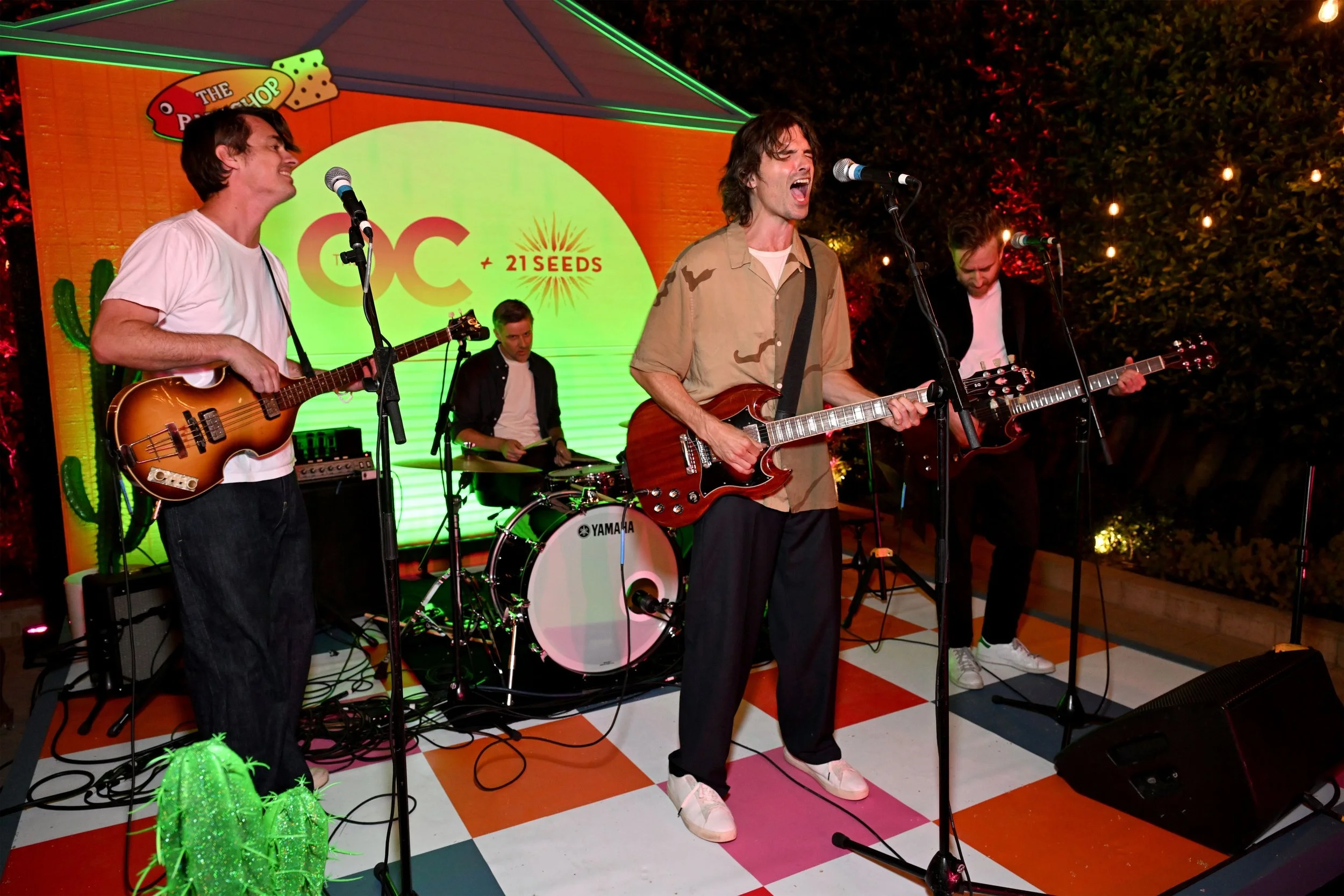 Phantom Planet Performance 4.jpg