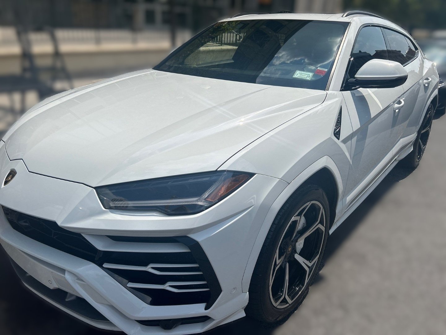 Express car detailing service in New Rochelle NY maintaining a clean vehicle exterior and interior