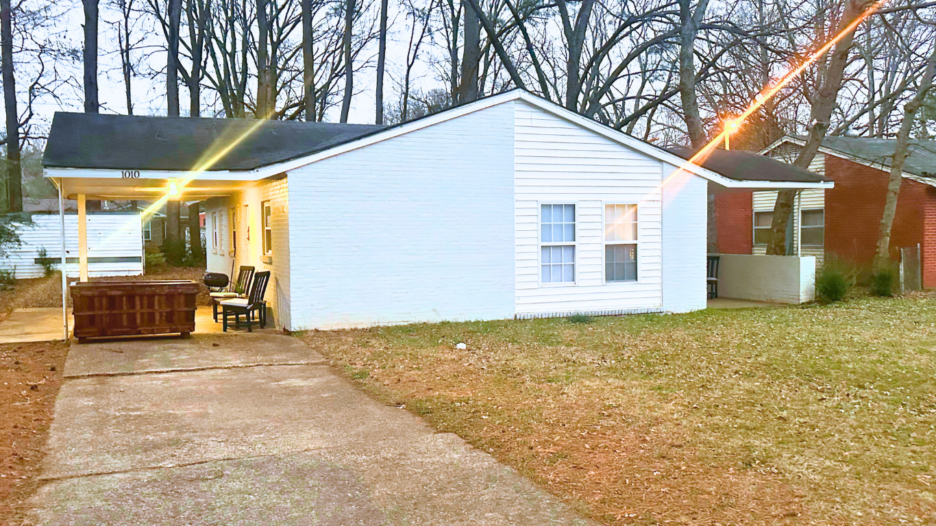 Untitled design (10).png