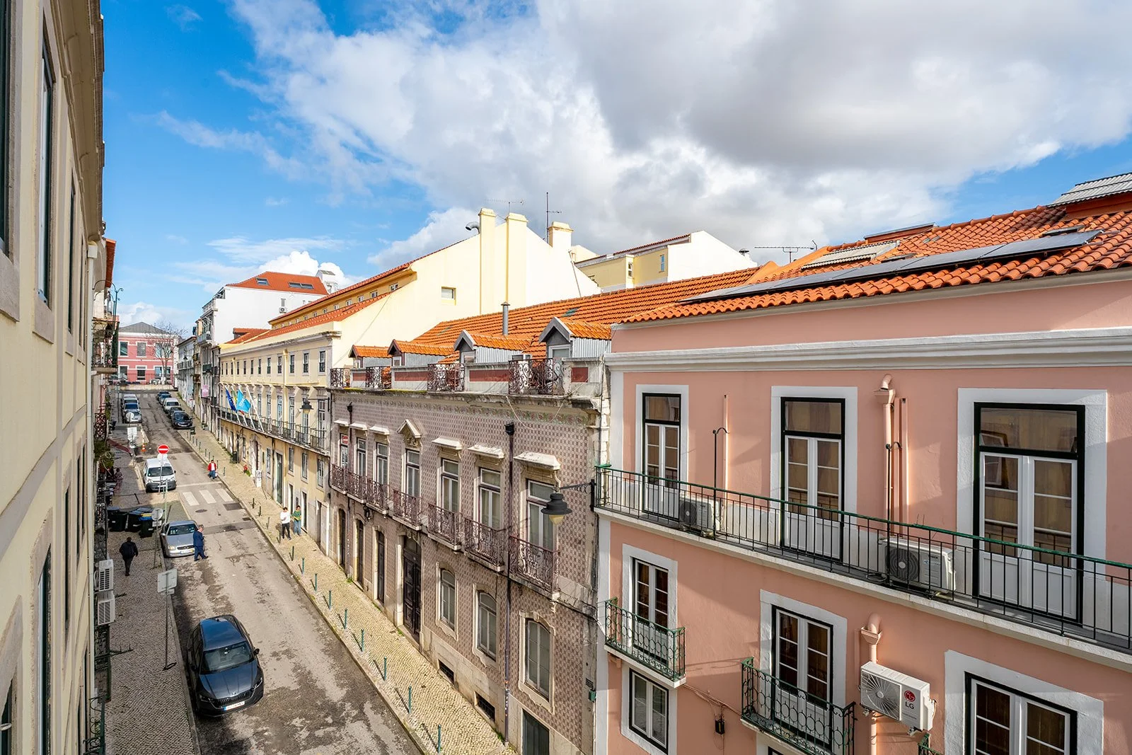 Apartamento T2 Baixa Cç. de Santana-8.jpg