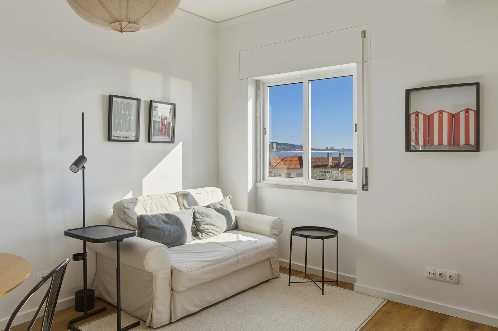 Apartamento T2 Algés R. Sacadura Cabral-6.jpg