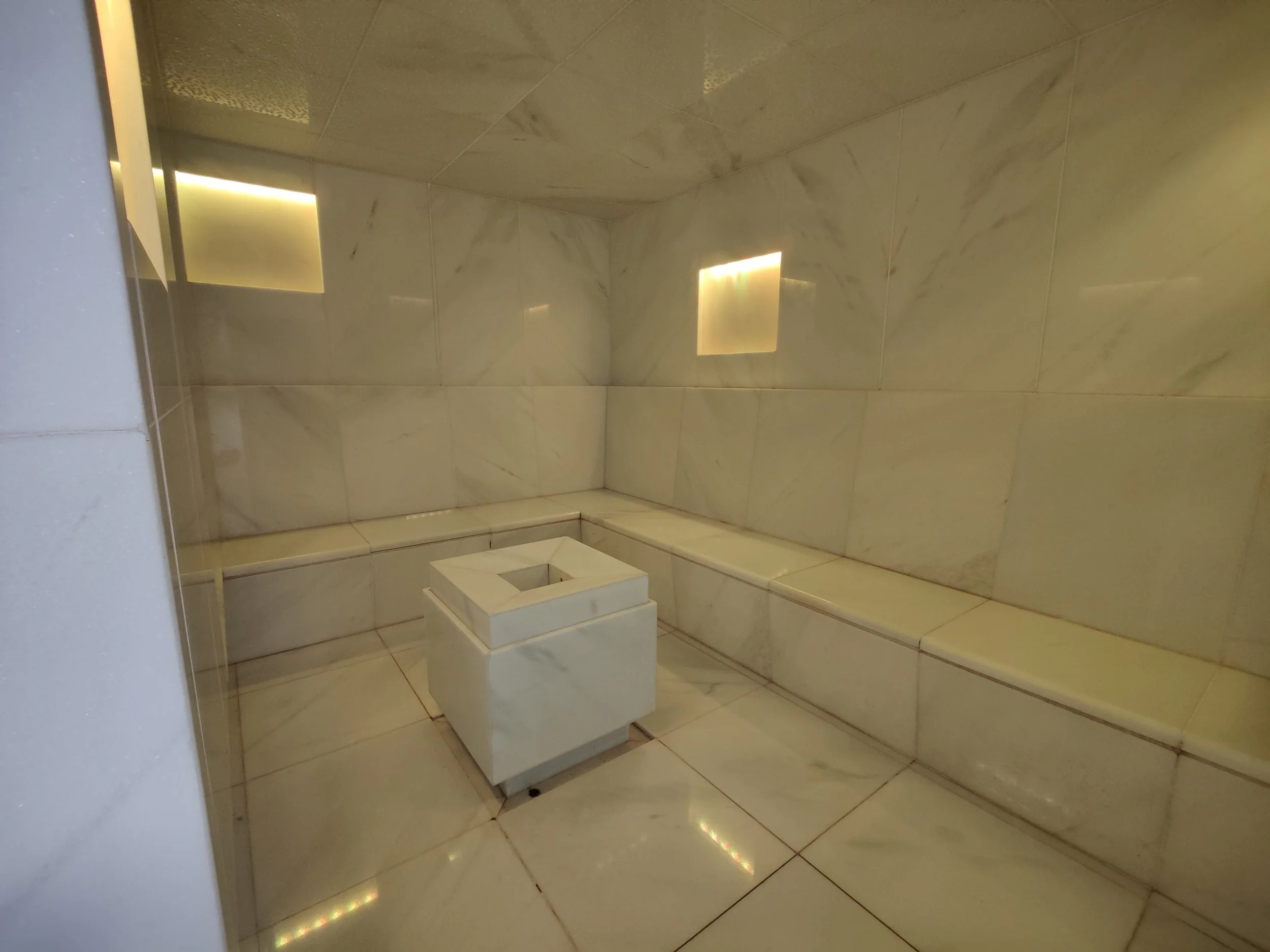 SAUNA 1.jpg