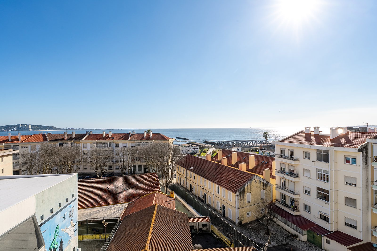 Apartamento T2 Algés R. Sacadura Cabral-7.jpg