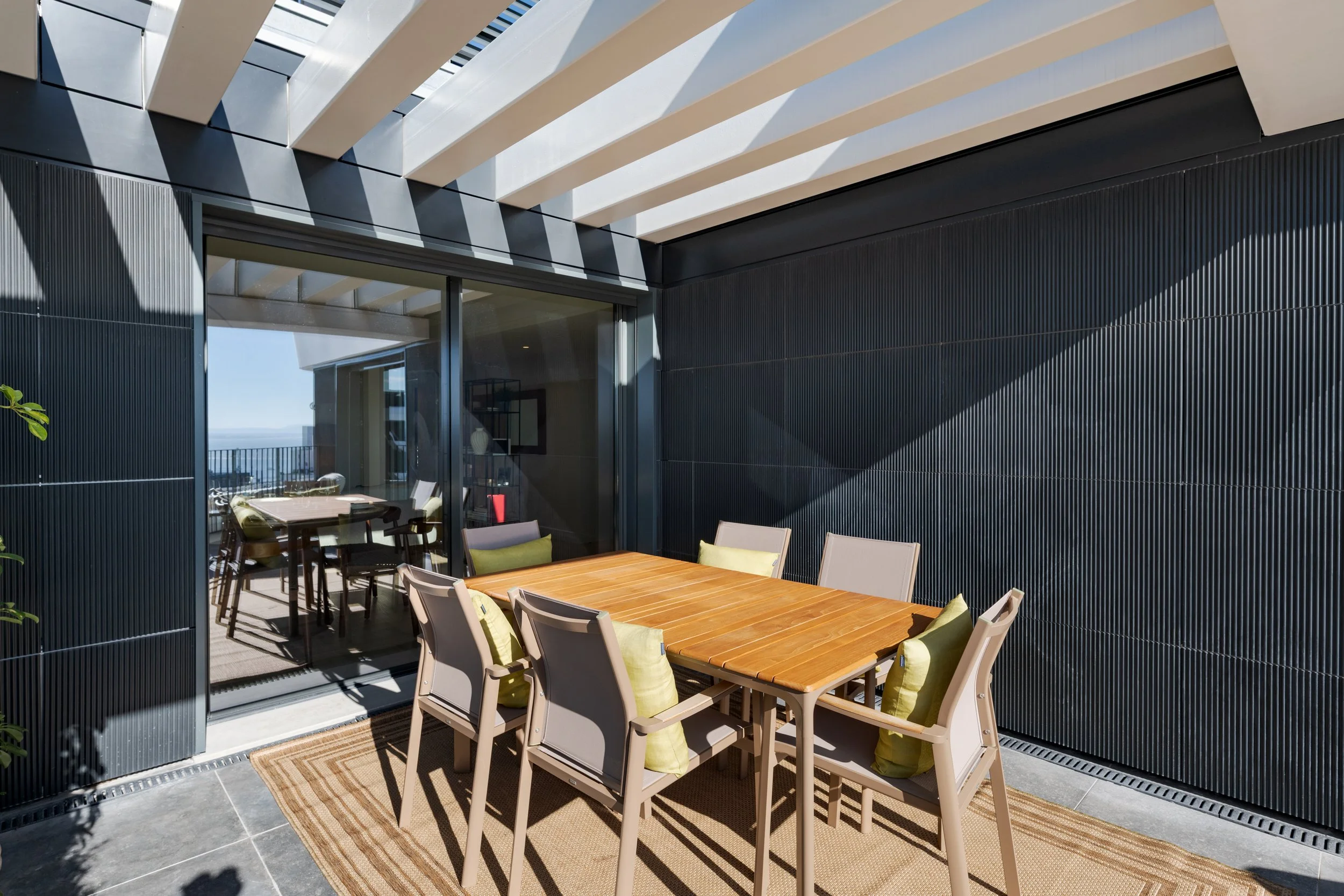 © Frame - Remax-8368.jpg