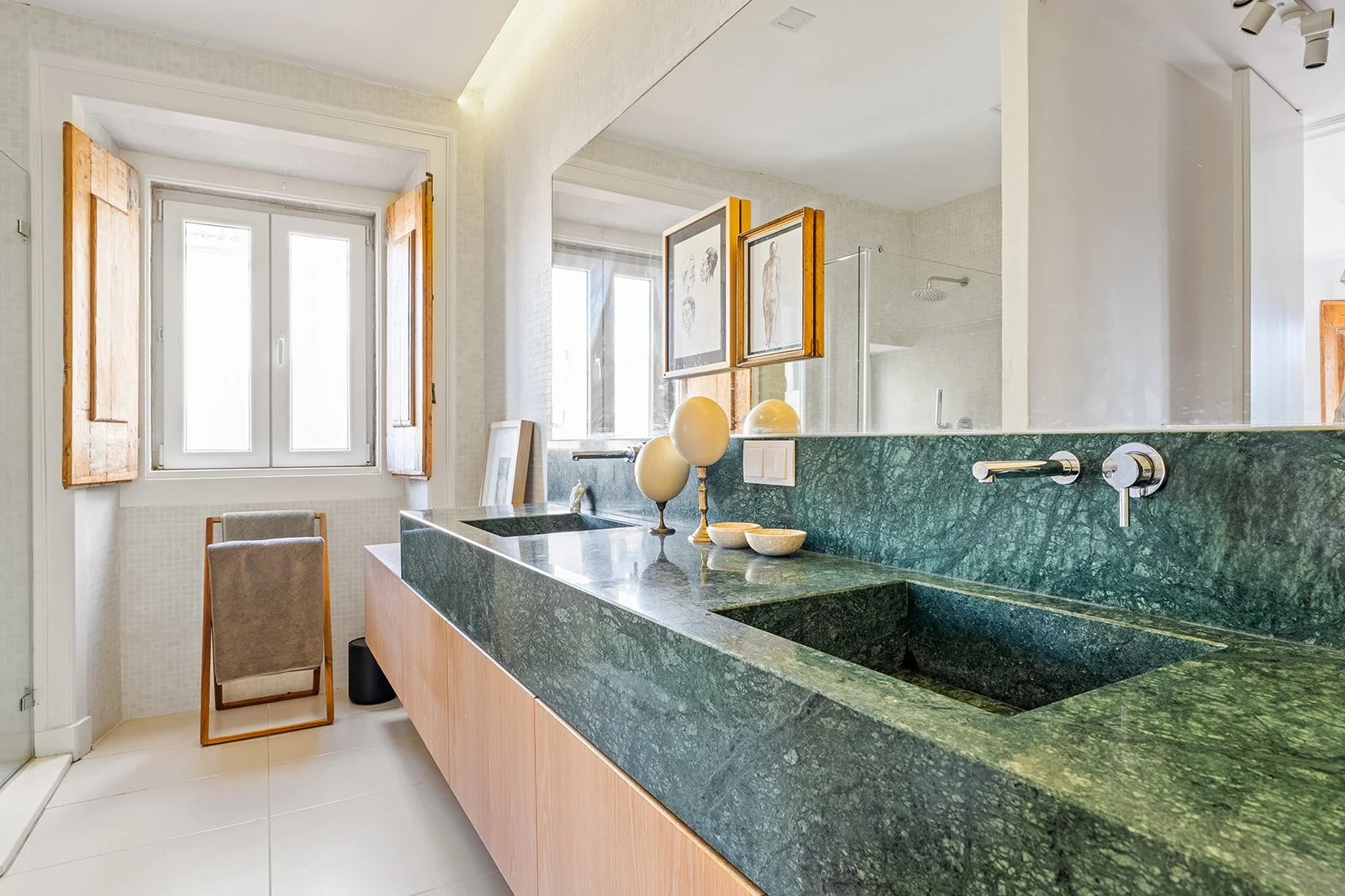 Apartamento T2 Baixa Cç. de Santana-9.jpg