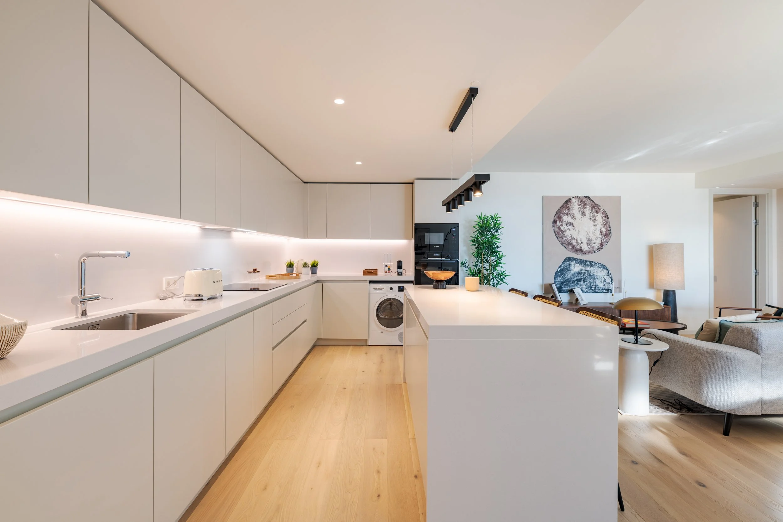 © Frame - Remax-8356.jpg