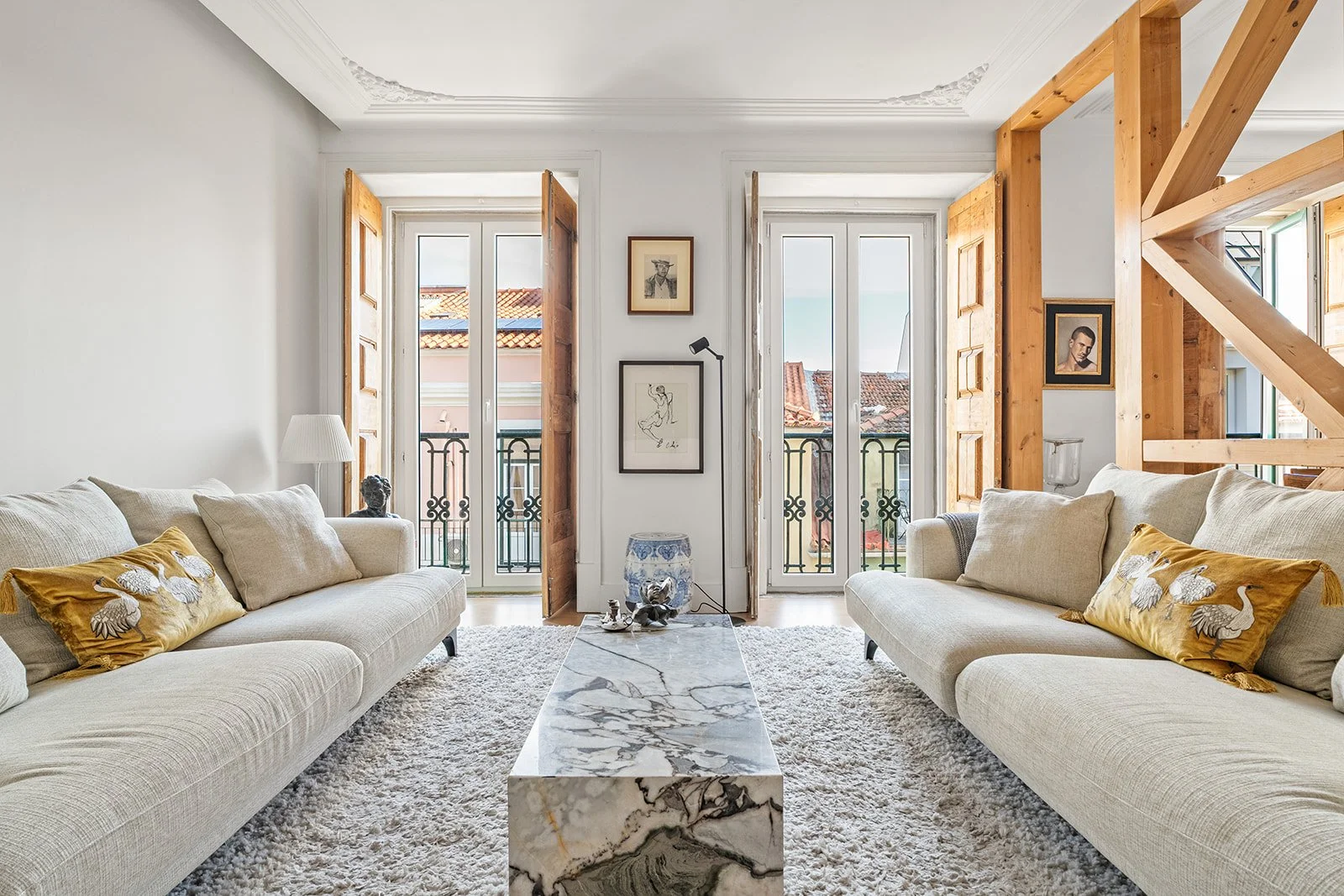 Apartamento T2 Baixa Cç. de Santana-1.jpg