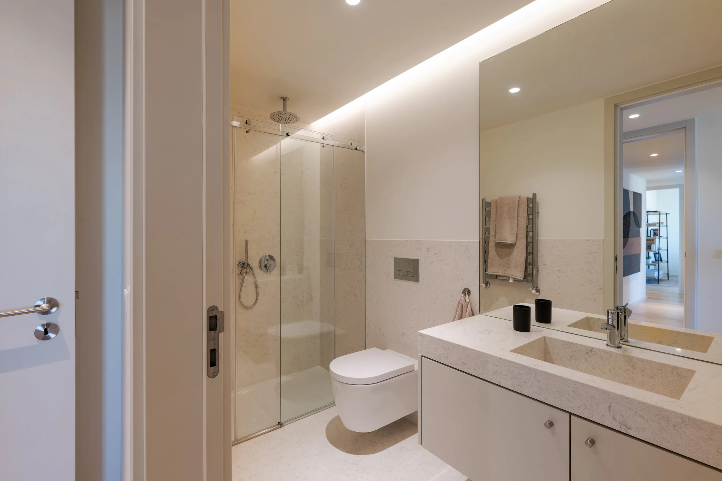 © Frame - Remax-8381.jpg