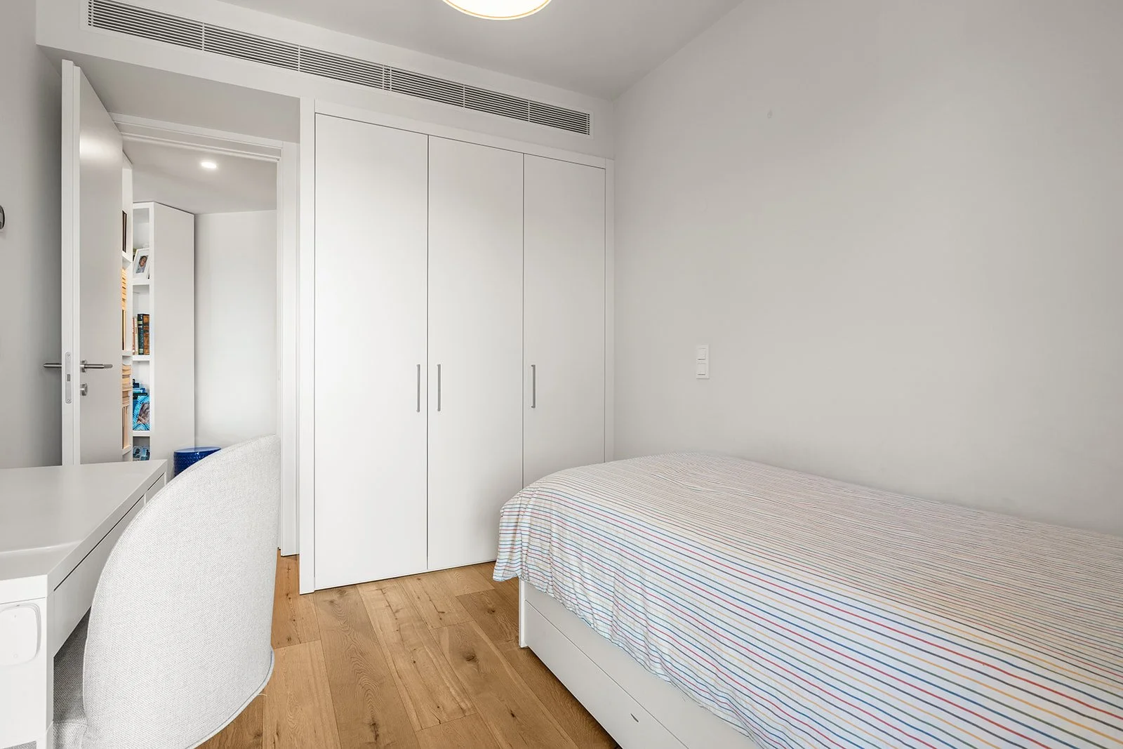 Apartamento Linda-a-Velha Torre Girassol (Jun26)-10.jpg