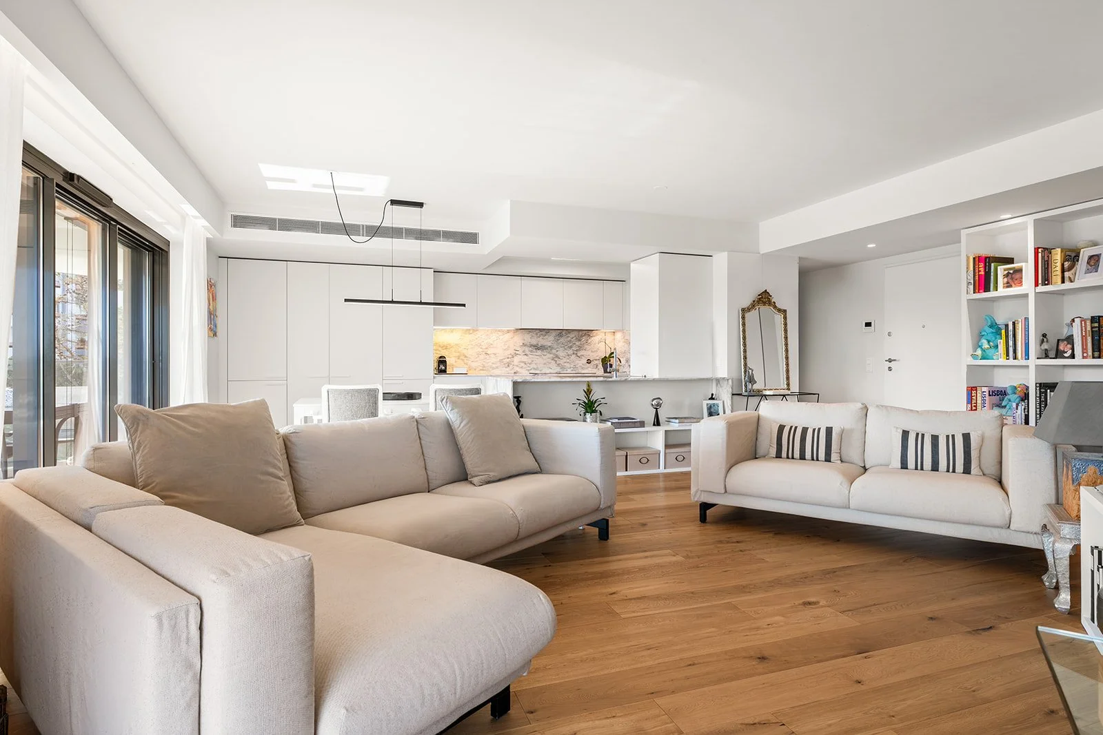 Apartamento Linda-a-Velha Torre Girassol (Jun26)-16.jpg