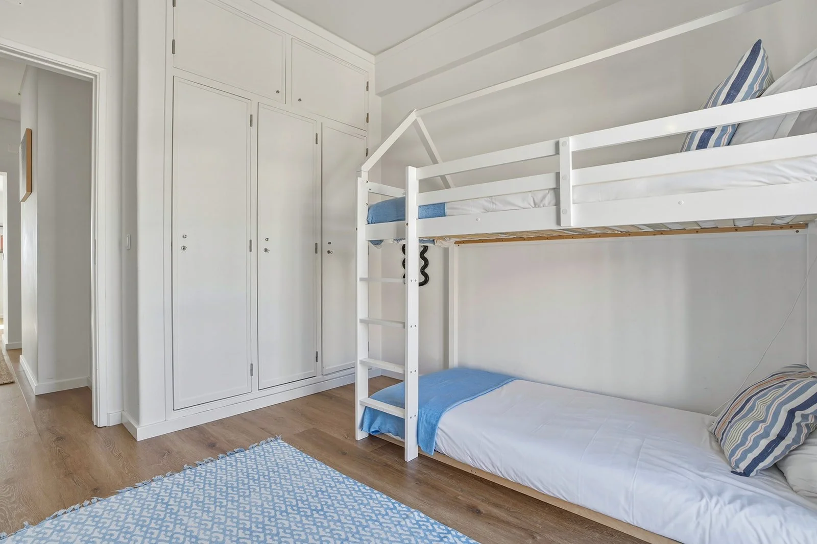 Apartamento T2 Algés R. Sacadura Cabral-13.jpg