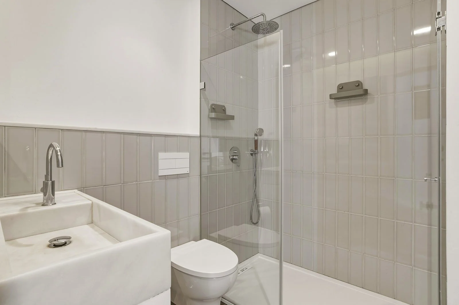 Apartamento T2 Algés R. Sacadura Cabral-14.jpg