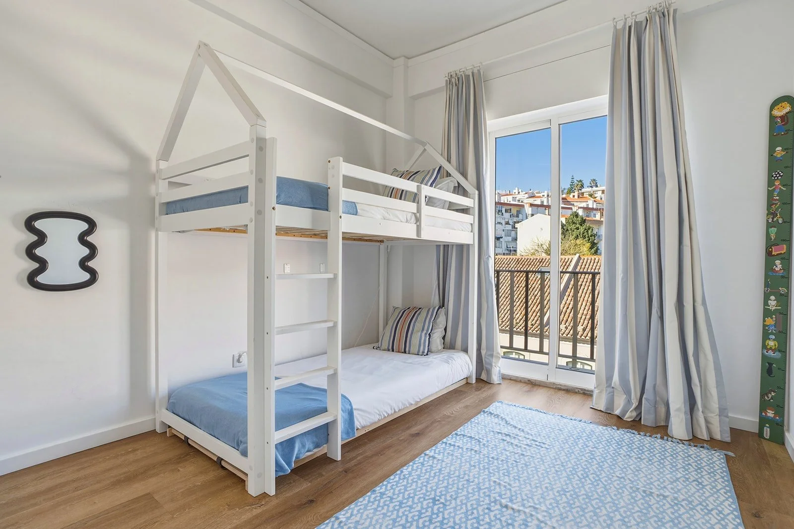 Apartamento T2 Algés R. Sacadura Cabral-12.jpg