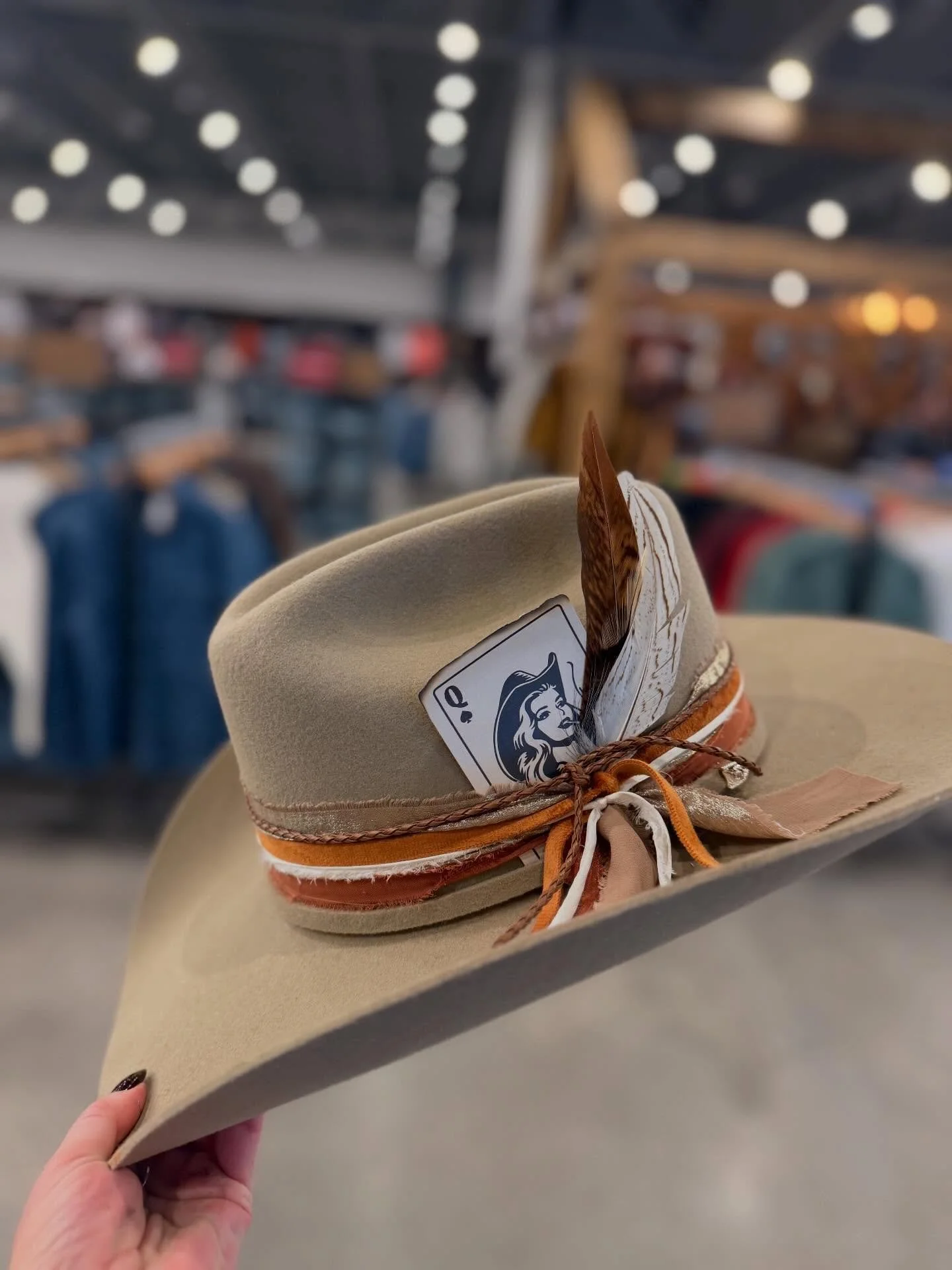 Always custom, always unique to your western style 🐴

#customhats #hatbar #cincinnati #westernfashion #outwest