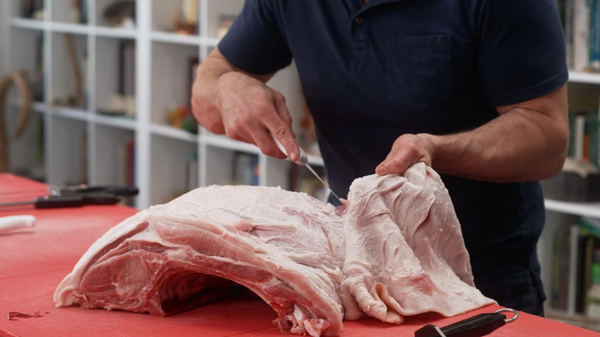 MASTER_Piggies_01_51_10_10.jpg