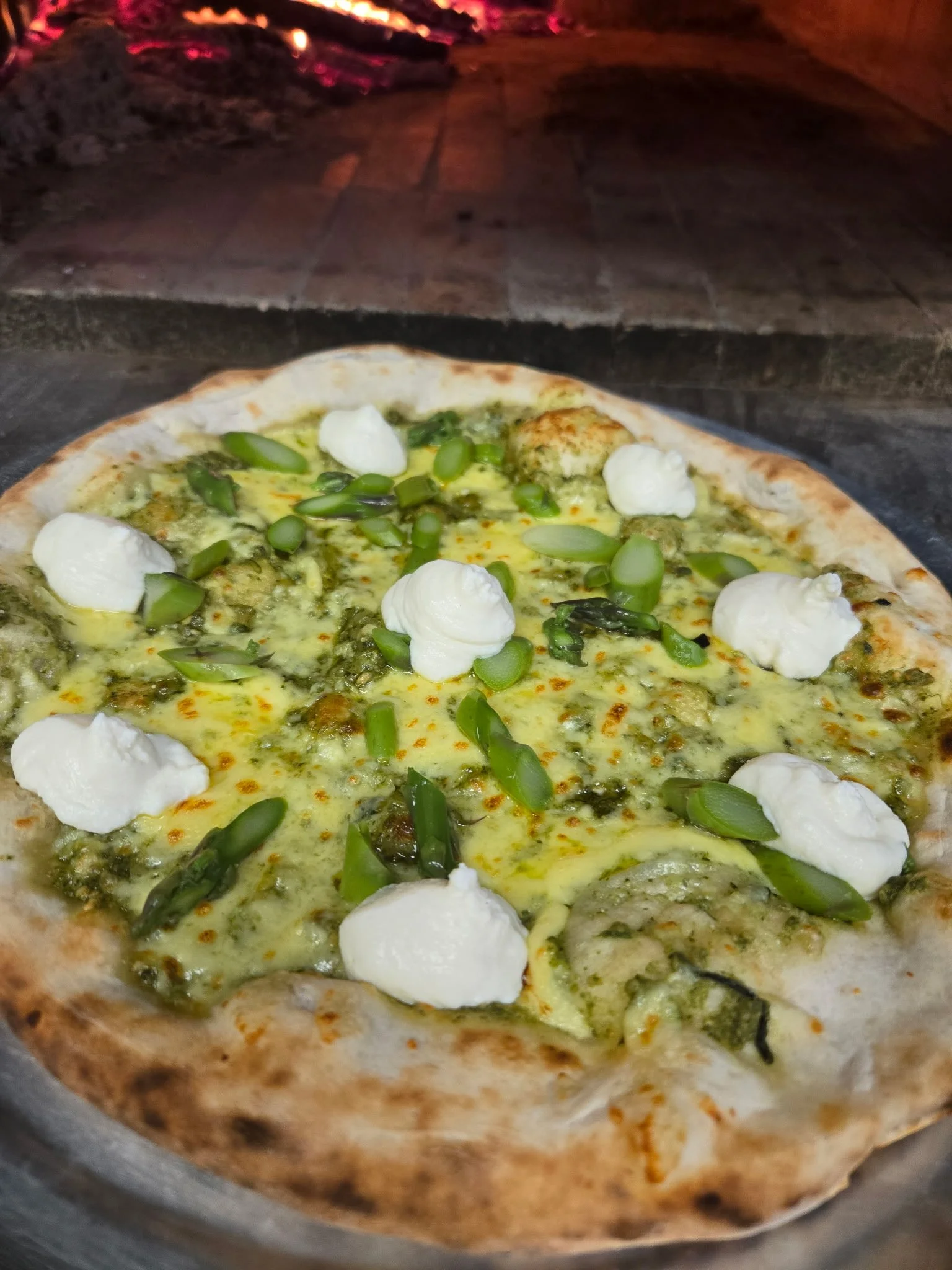 May&rsquo;s pizza is here and it&rsquo;s the perfect kickoff to Washington College Graduation Weekend! 🎓🍕

Built on our wild, long-fermented sourdough crust with ramp leaf pesto, asparagus from Lockbriar Farms, house-made pasta filata cheese, and f
