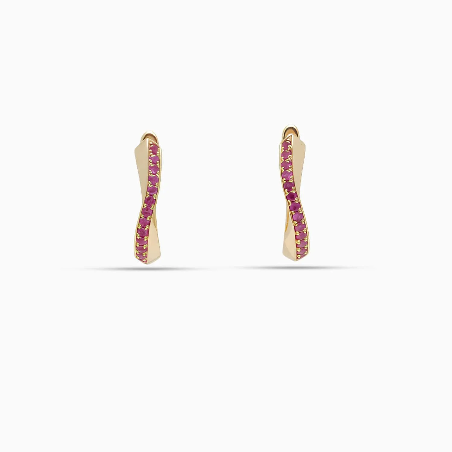 Pink Sapphire Wavy Hoop Earrings in 18K Rose Gold