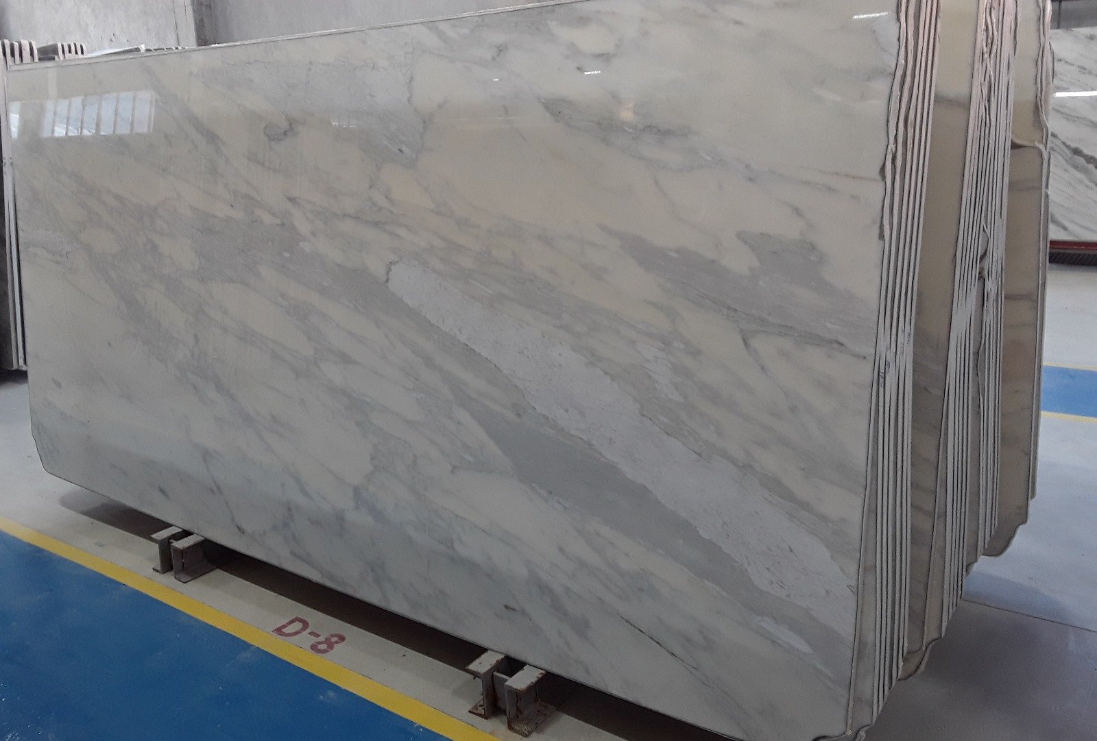Calacatta Pearl