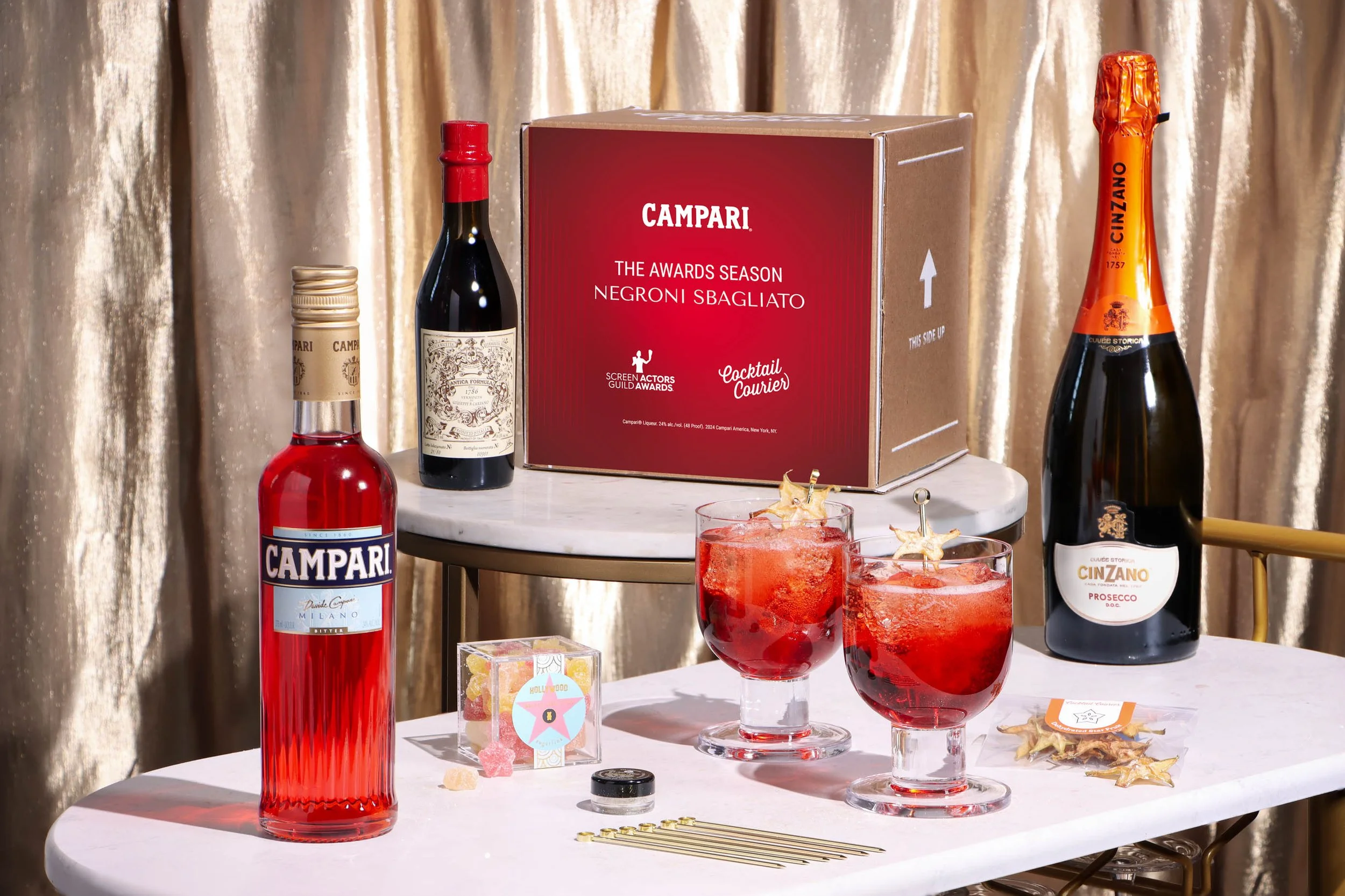 Campari_Cinzano_SAGAwards_NegroniSbagliato_2024_KitShot_Horizontal_MidRes.jpg