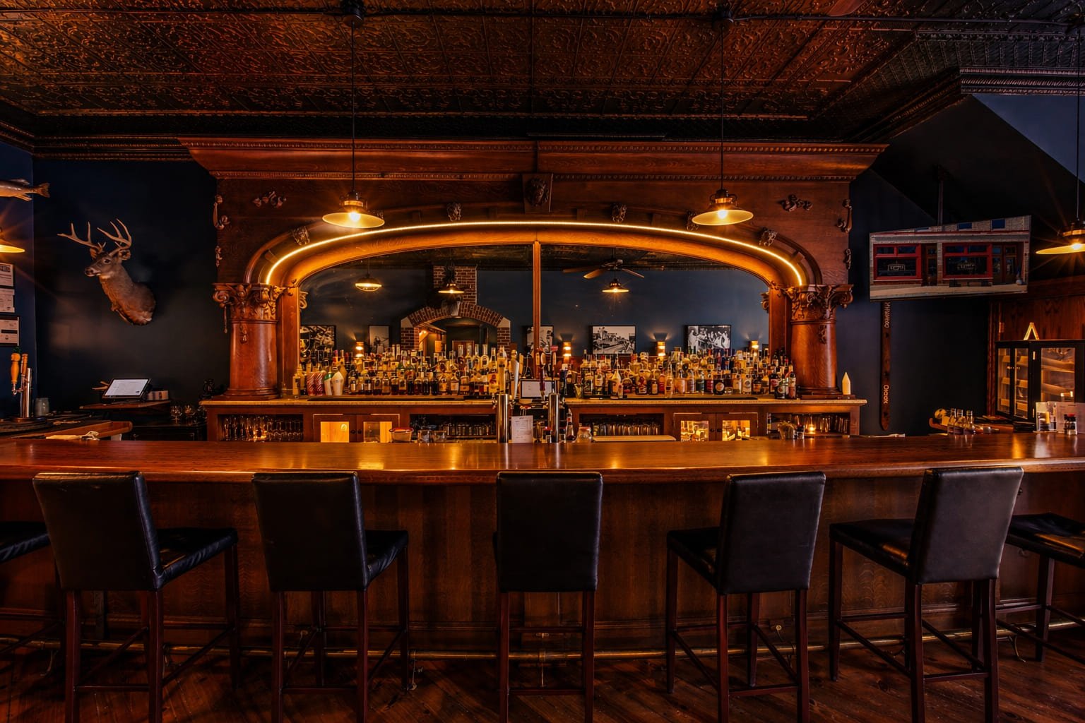 Whiskey_Creek_Burr_Oak_Bar_Twilight.jpg
