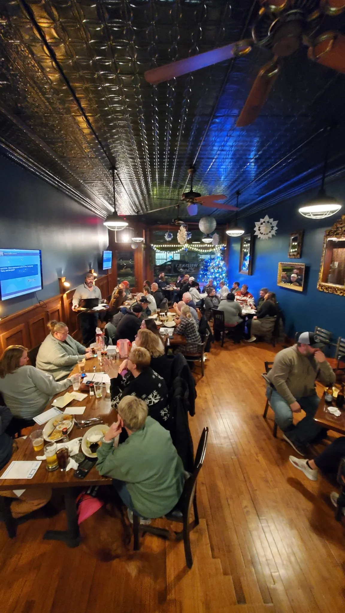 Whiskey Creek Full Room.jpg