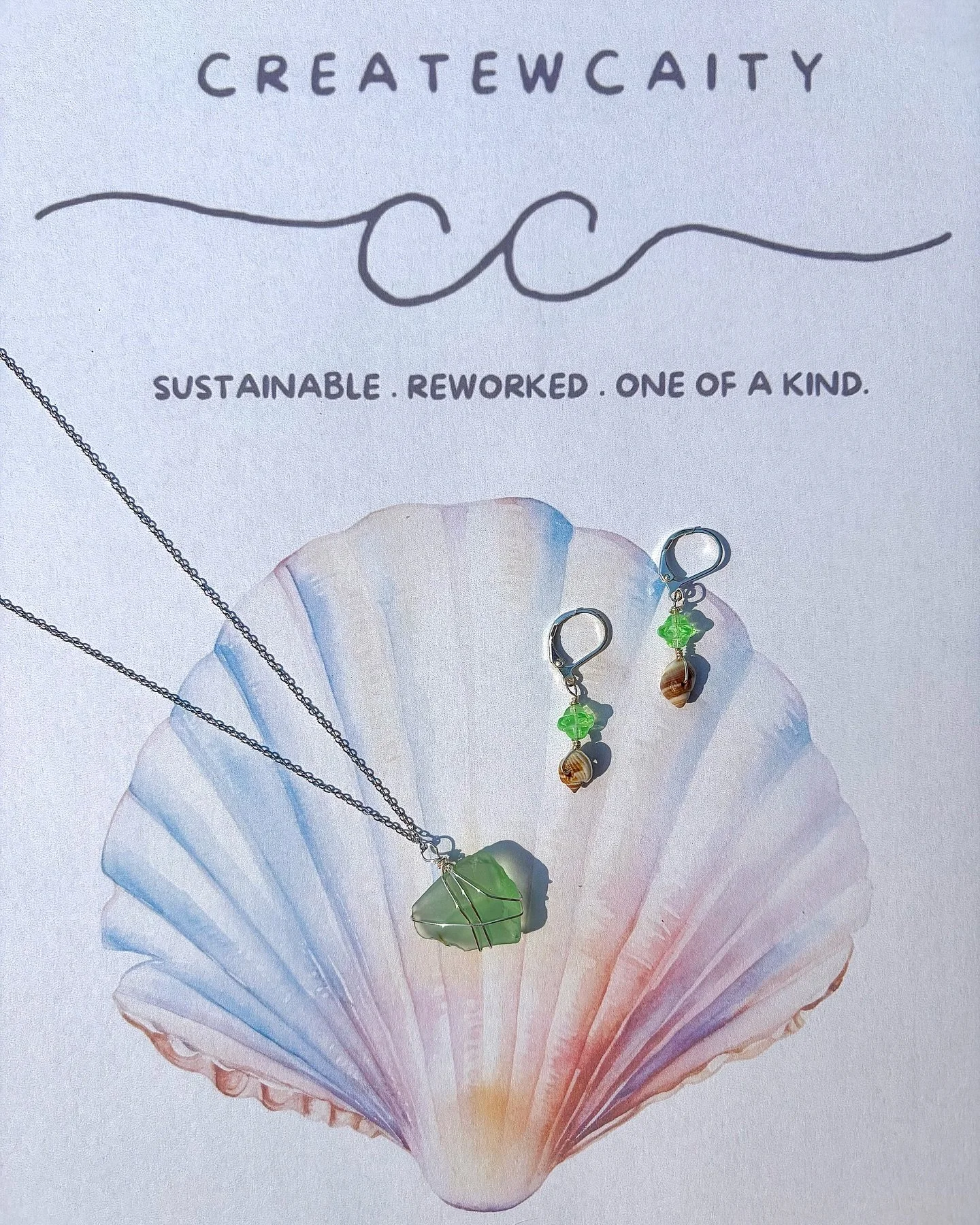 The biggest compliment: your friend sees the pieces you&rsquo;re wearing &amp; buys it off of you 🥹🫶🏼💚

Locally found sea glass &amp; nutmeg shells hand wrapped with repurposed green glass beads for the perfect earring &amp; necklace set!!! 🏝️♻️