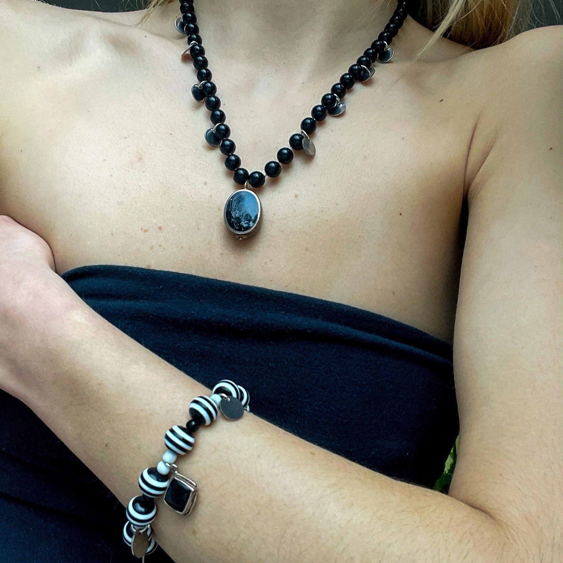 CwC set Necklace and Bracelet Black and white.jpeg