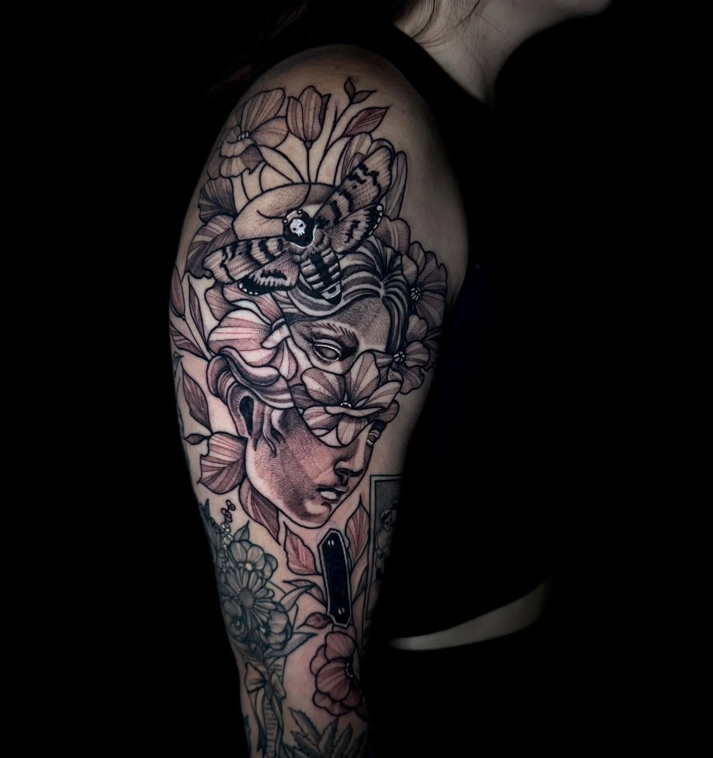 We are almost done with @zenamendoza28 other arm 🫶