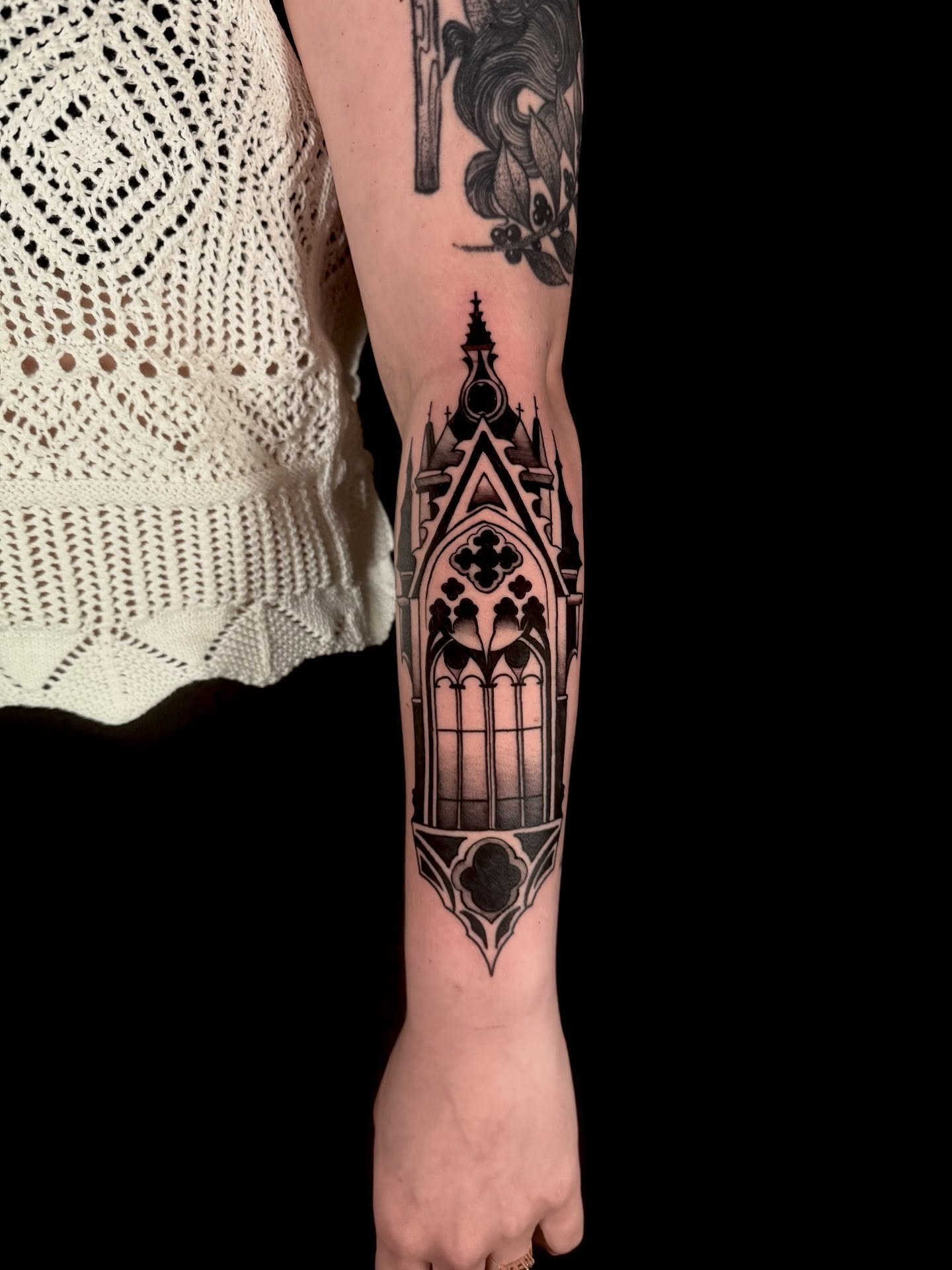 For alena 🏰 

@lucky24tattoo 
@ttechofficial 
@ikonikcare