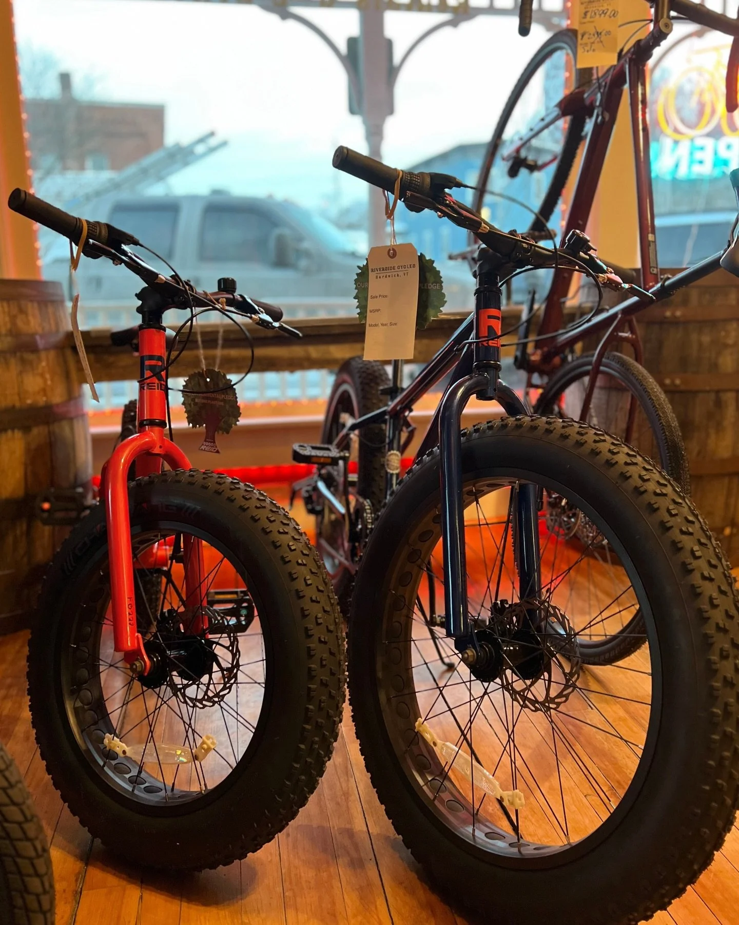 Happy Global Fat Bike Day!! Get 50% a Fat Bike Rental for the month of December by mentioning this post! 

Conditions are great with the snow coating and the colder temps, it&rsquo;s a great time to get outside on two wheels. @reidbikes 

#fatbiking 