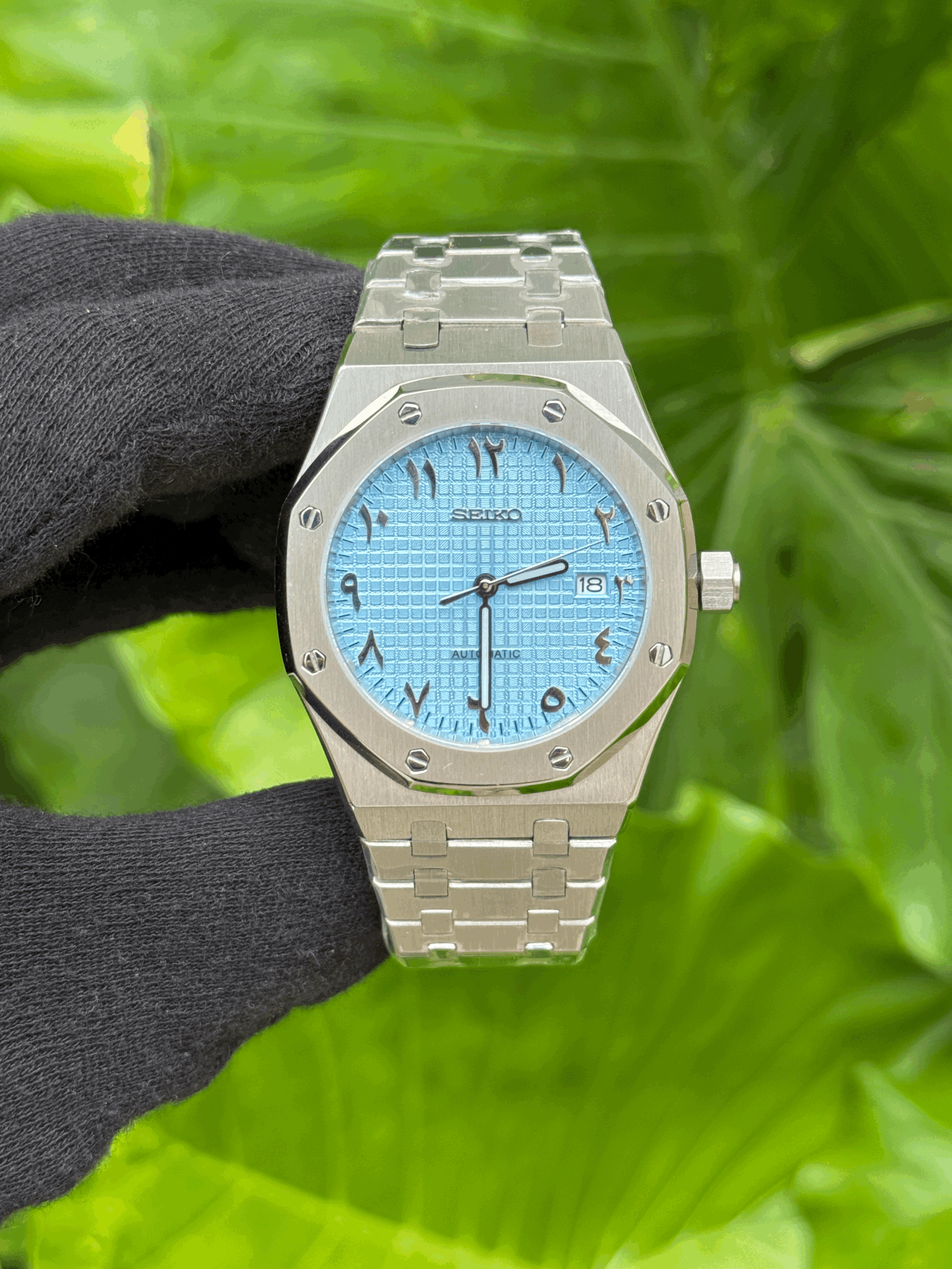 Royal SEIKOAK - Ice blue Arabic