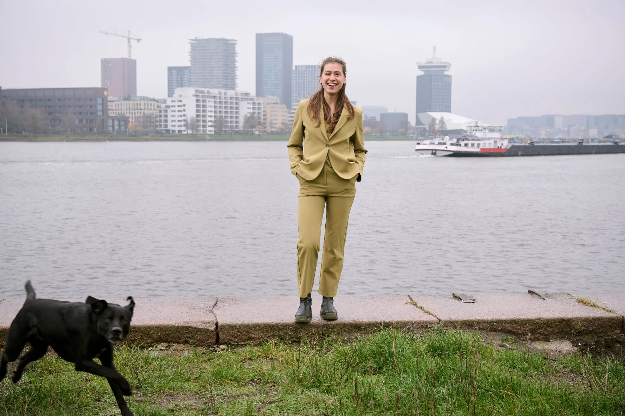  Amsterdam, Noord-Holland, Nederland - 28 11 2025: Tessa Molenaar 