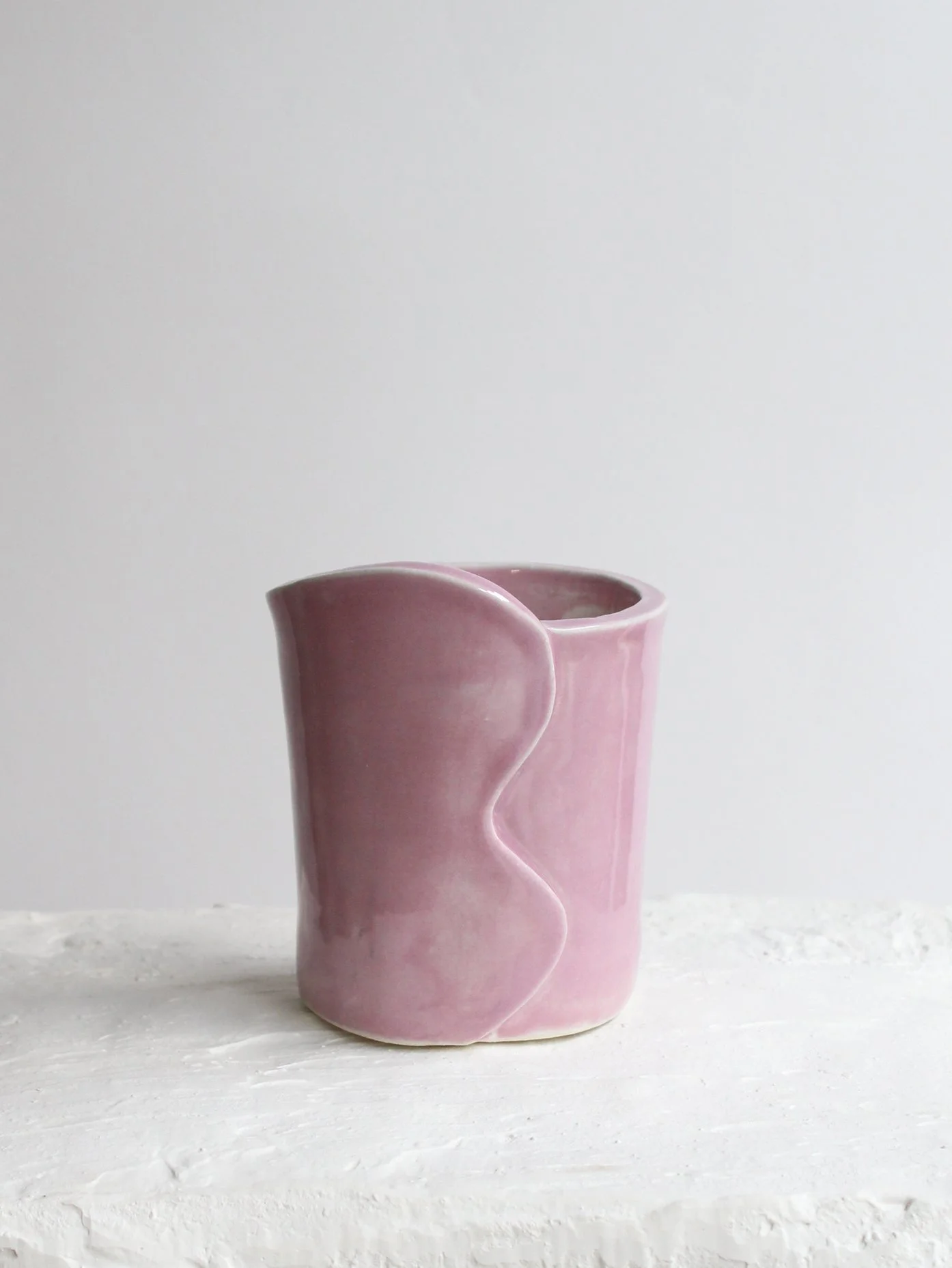 FlowingShine_Leafy_Planter_Pink.jpg