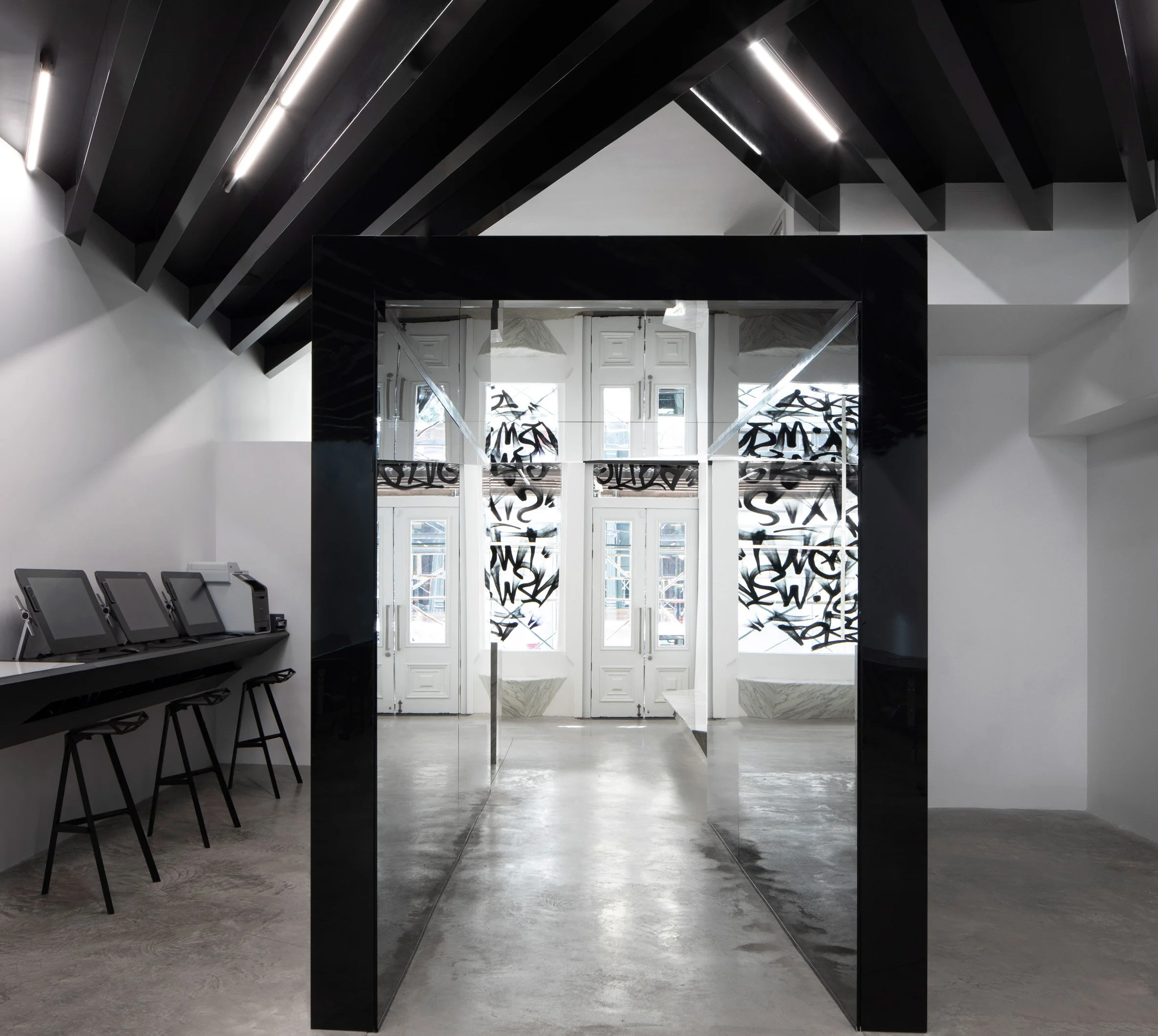 bang-bang-tattoo-interior.jpg