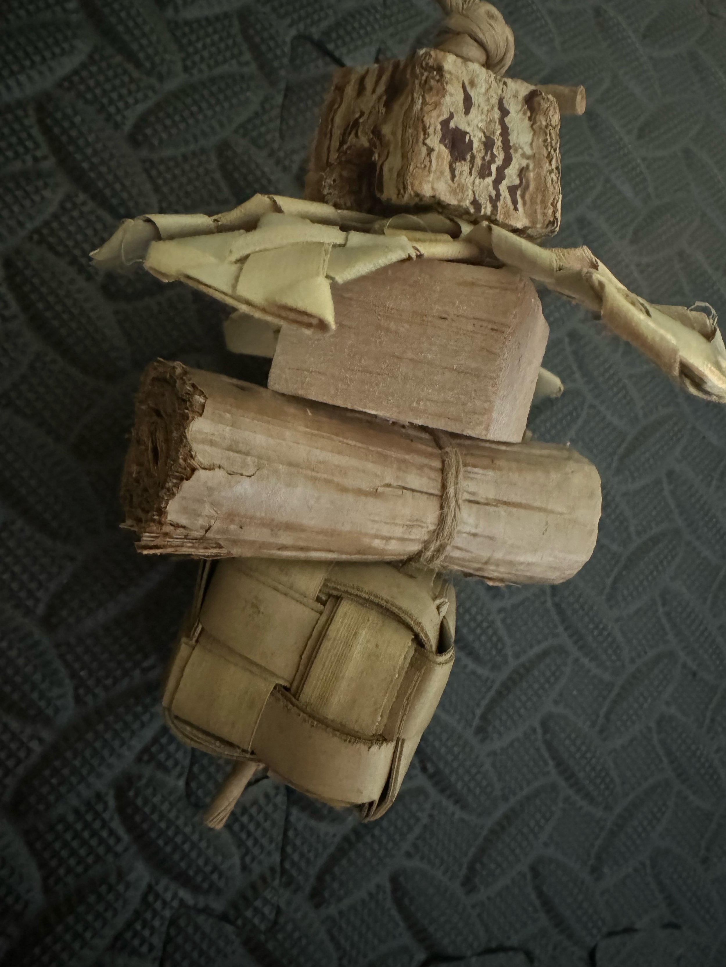 Erebus natural small bird toy