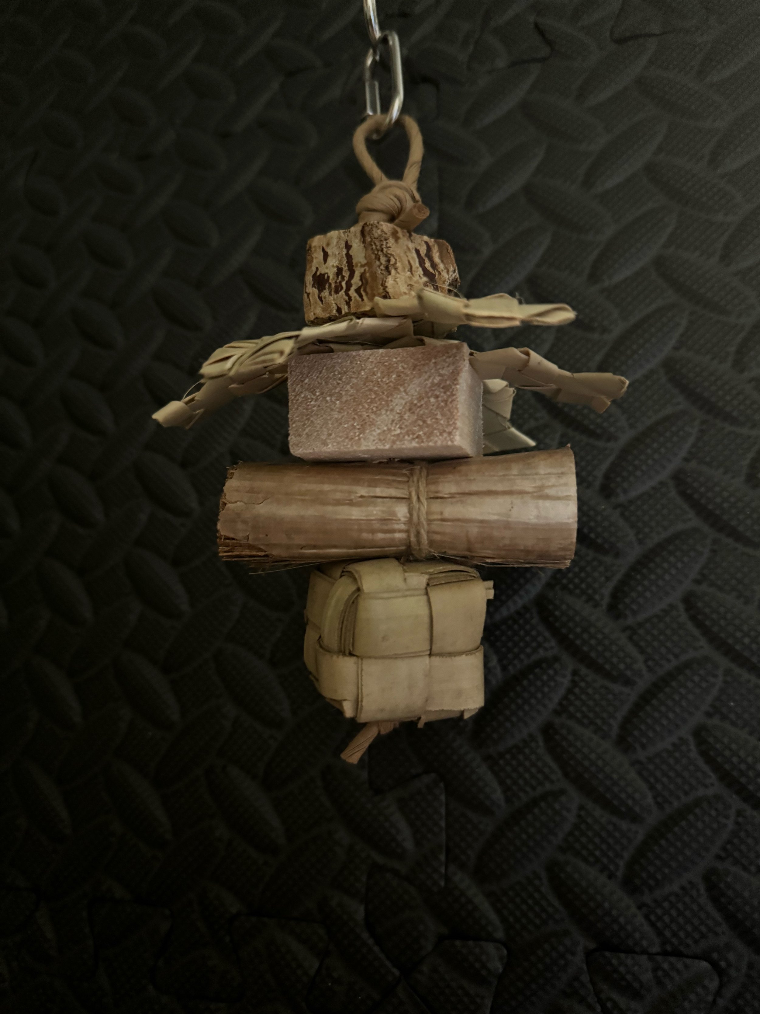 Erebus natural small bird toy