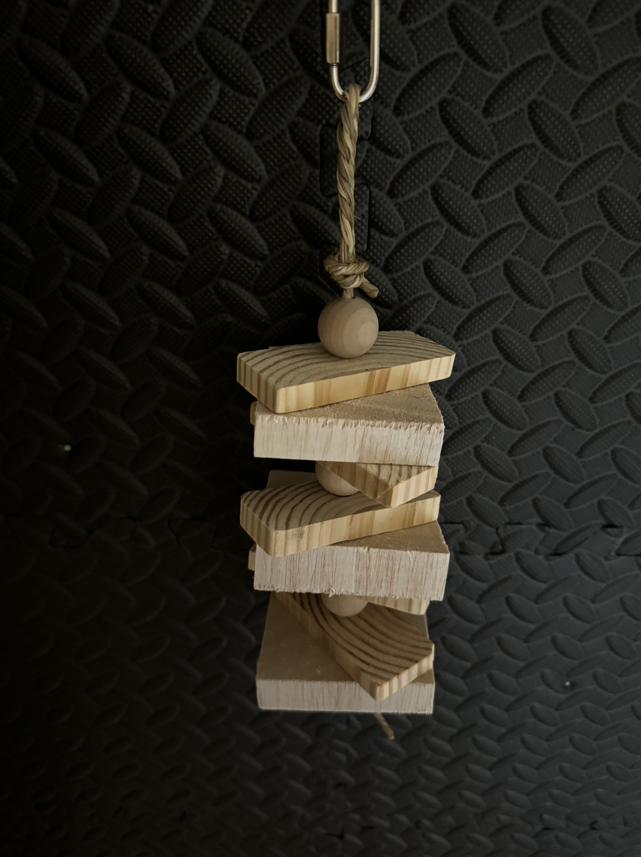 The Toto is a medium sized natural bird toy