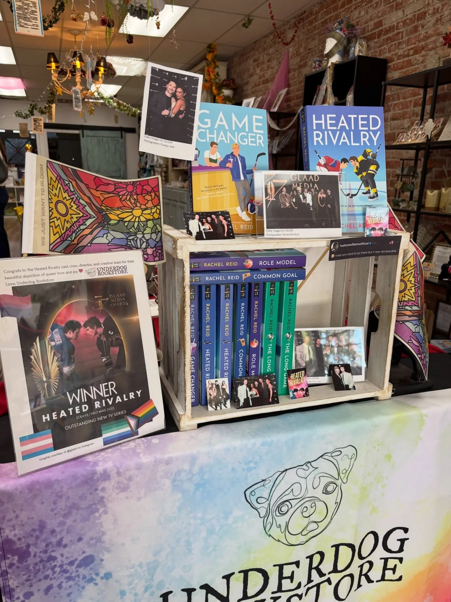 Hi loons, we have a new book display to celebrate @heatedrivalrycrave winning the @glaad award for Outstanding New TV Series. We also have a playlist up on @bookshop_org and @librofm to honor as much LGBT+ media that was nominated. Queer stories and 